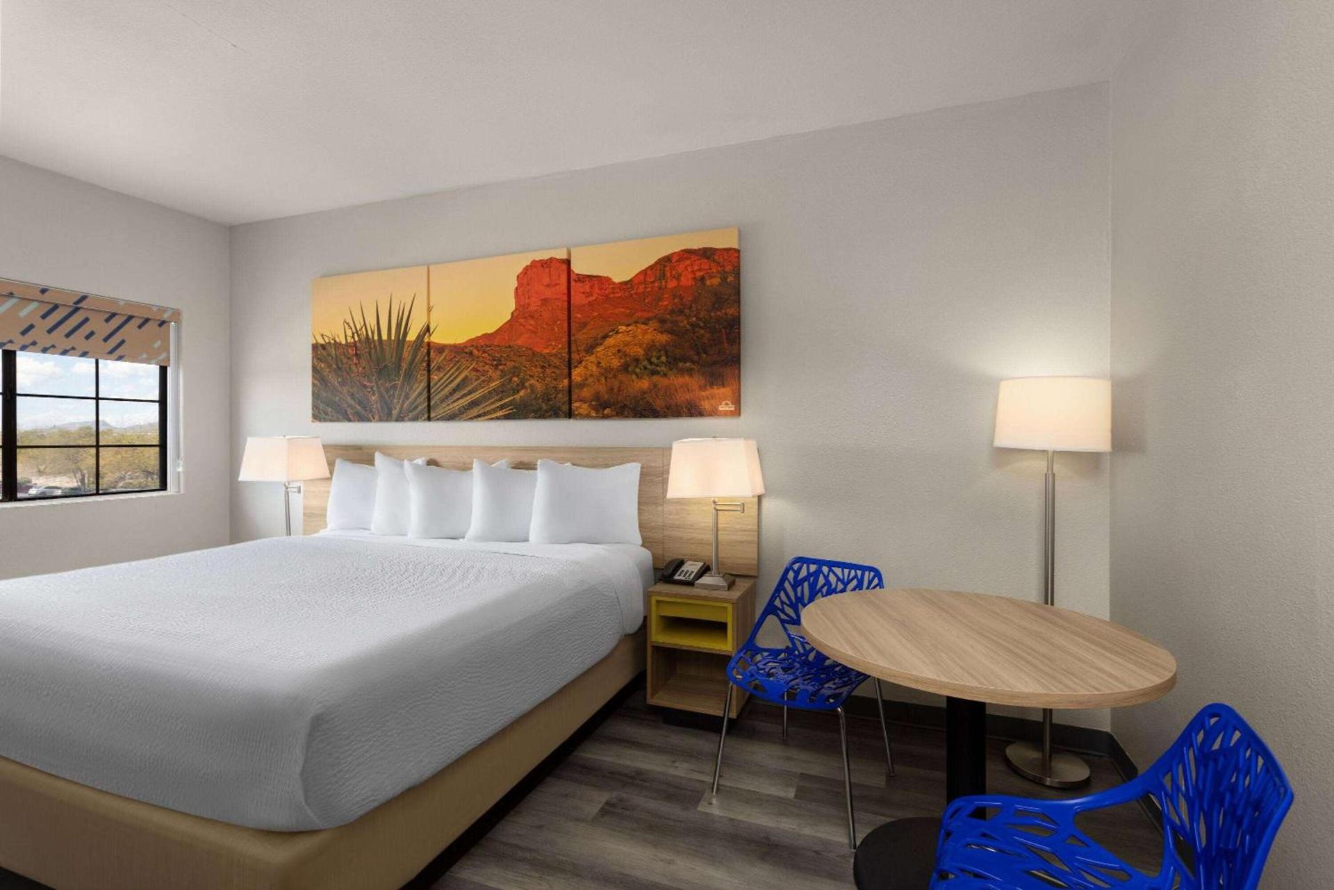 Days Inn & Suites by Wyndham Tucson/Marana photo 17