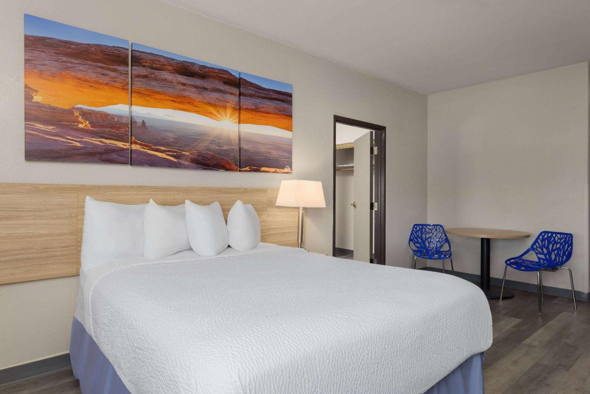 Days Inn & Suites by Wyndham Tucson/Marana photo 28