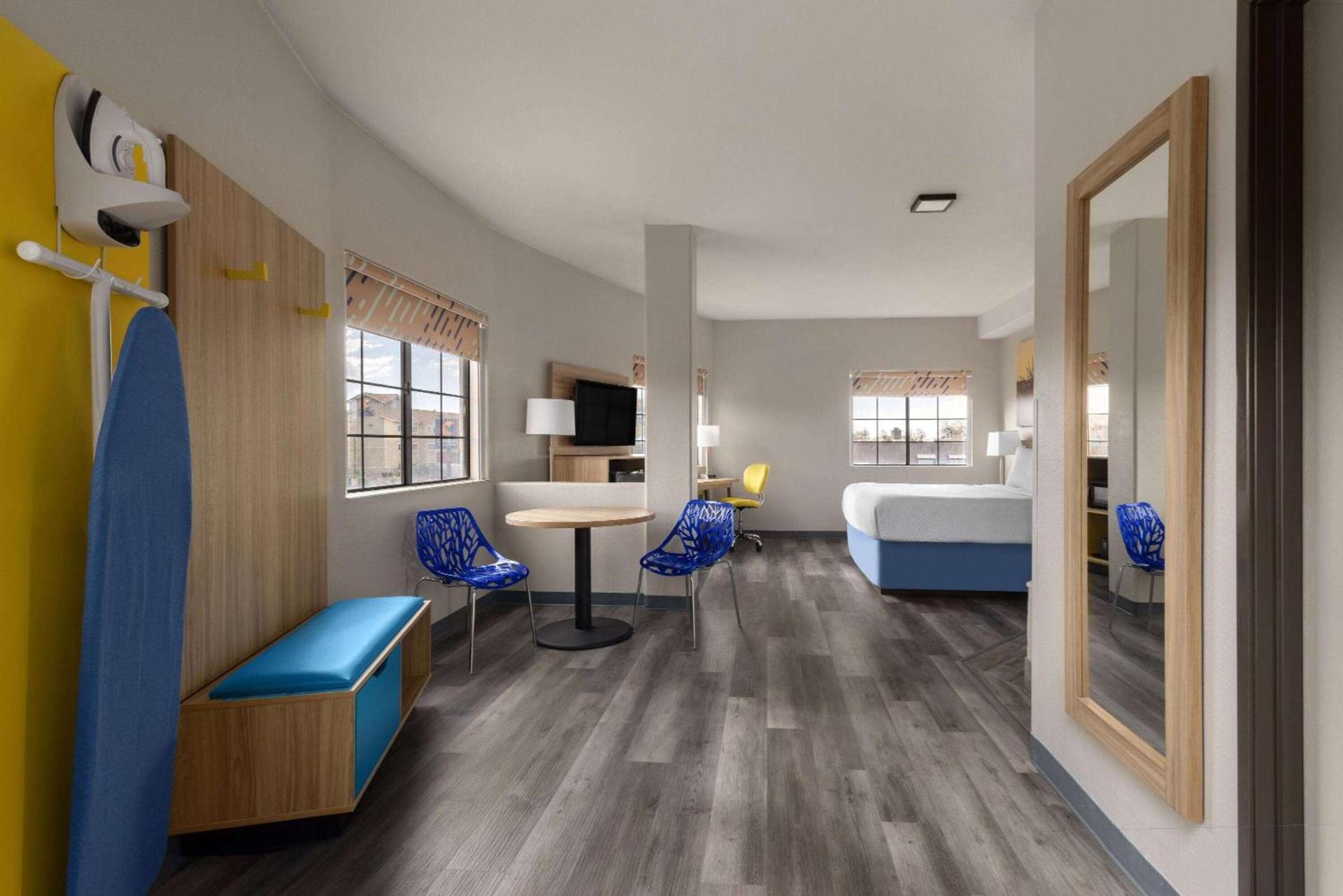 Days Inn & Suites by Wyndham Tucson/Marana photo 39