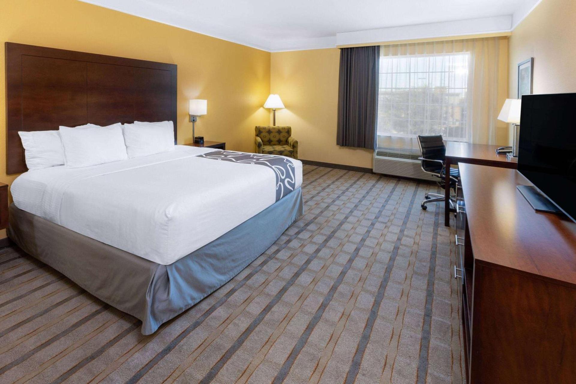 La Quinta by Wyndham Houston NW Beltway8/WestRD photo 14