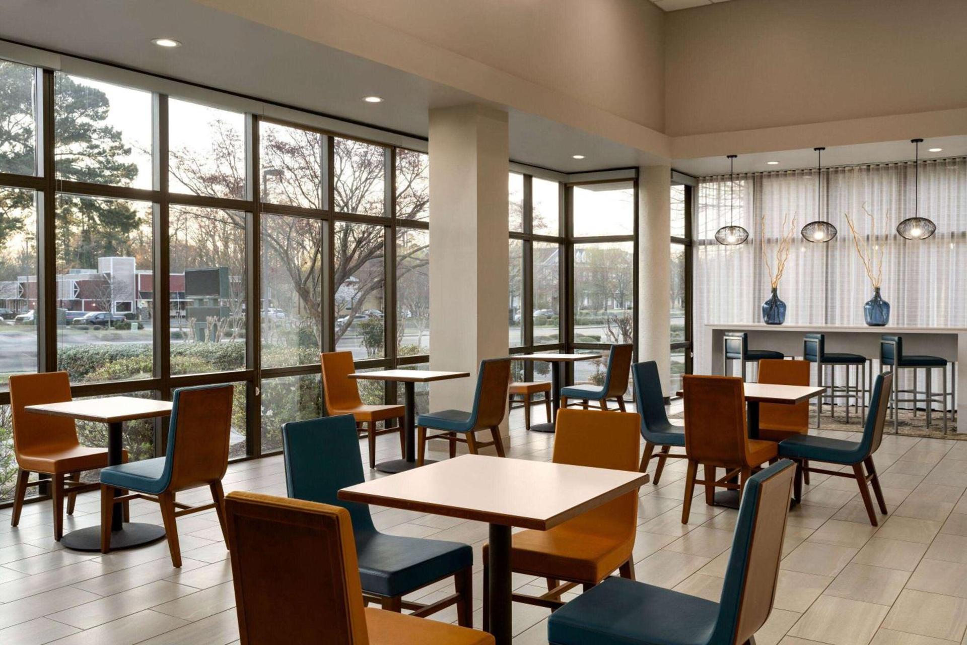 Wingate by Wyndham Williamsburg photo 14
