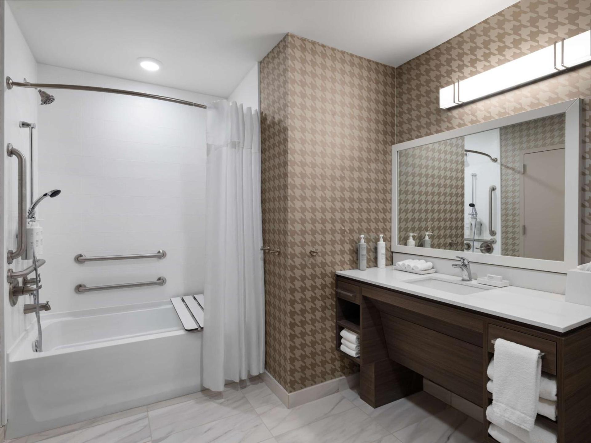 Home2 Suites By Hilton Brownsburg photo 21