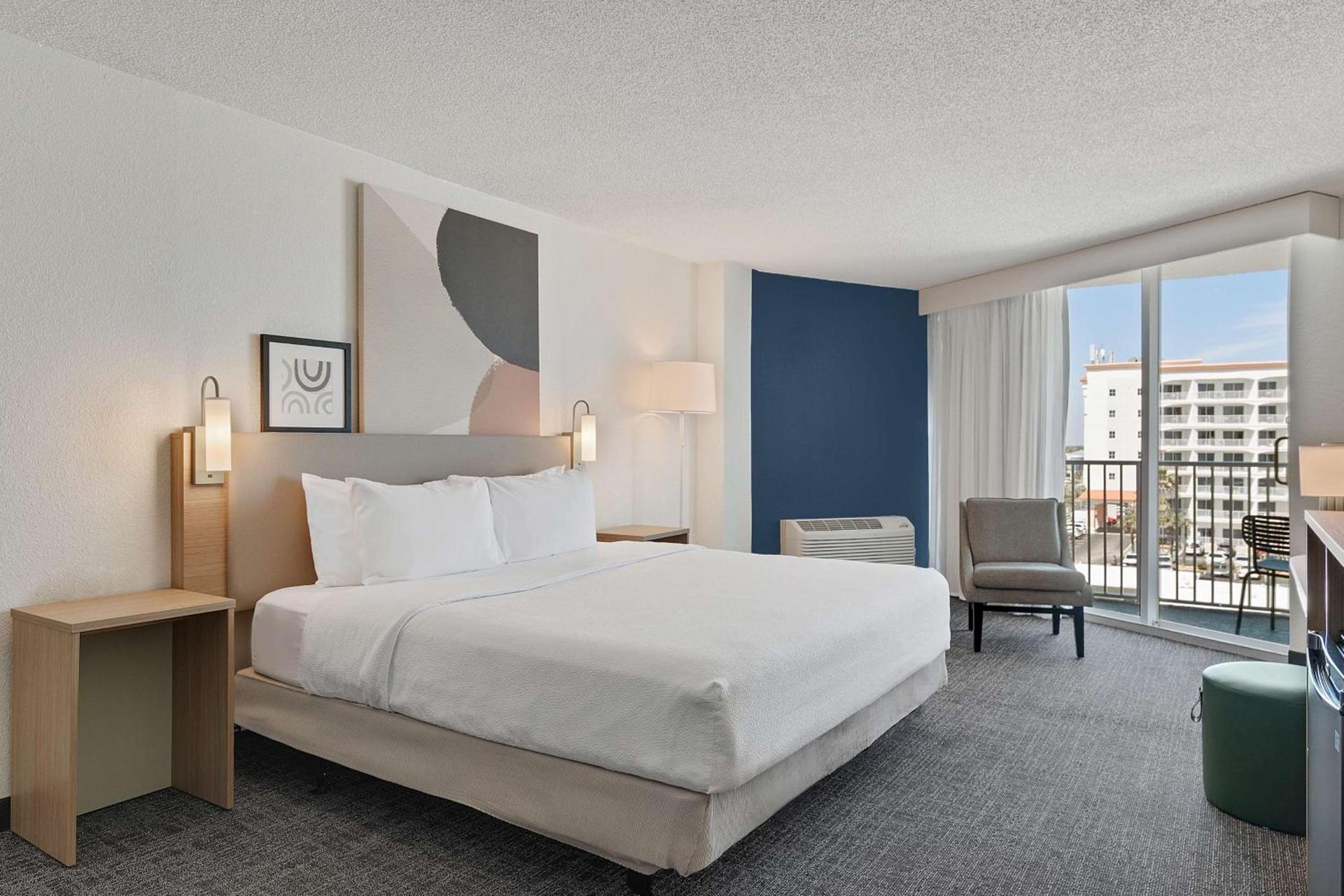 Spark by Hilton Ormond Beach Oceanfront photo 18