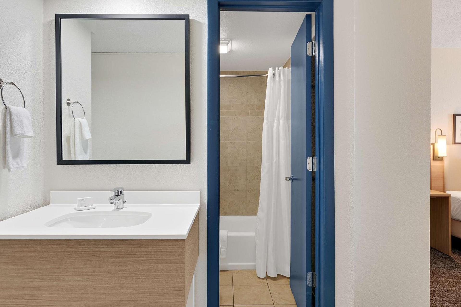 Spark by Hilton Ormond Beach Oceanfront photo 22