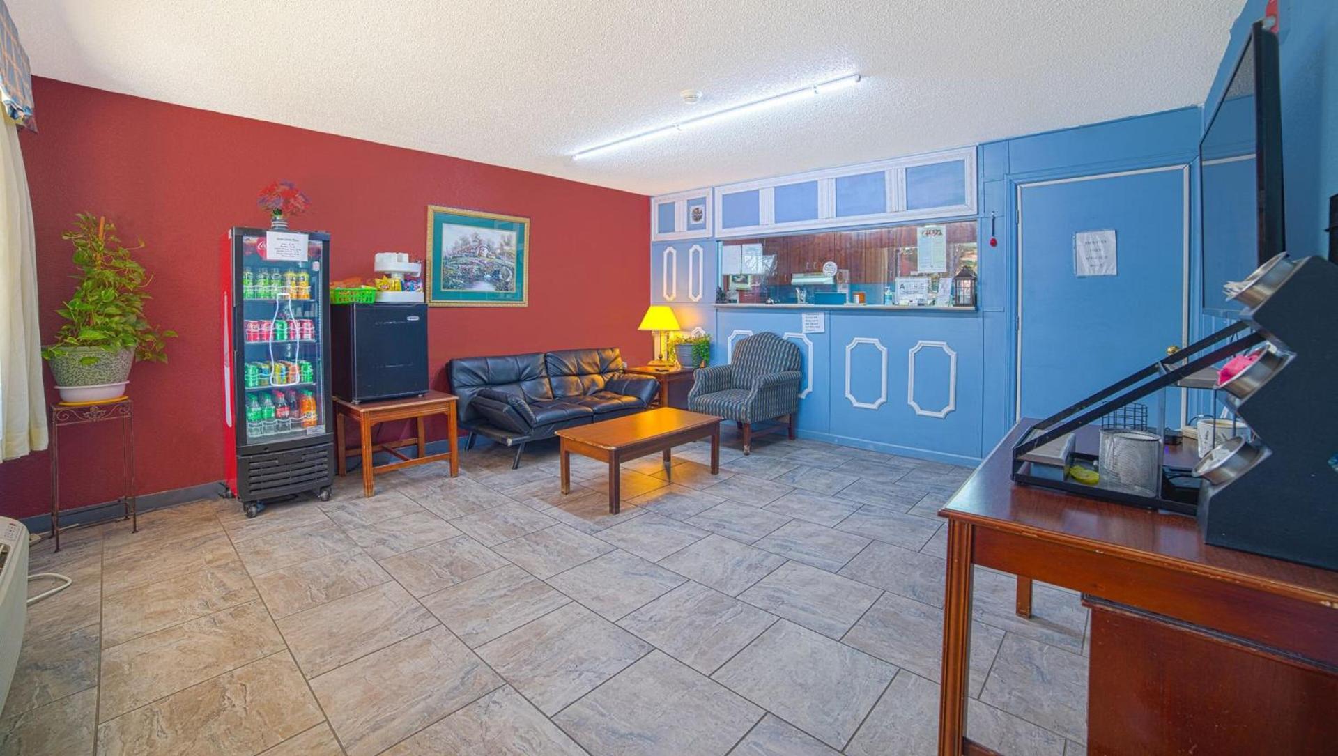 Mayfair Inn photo 21