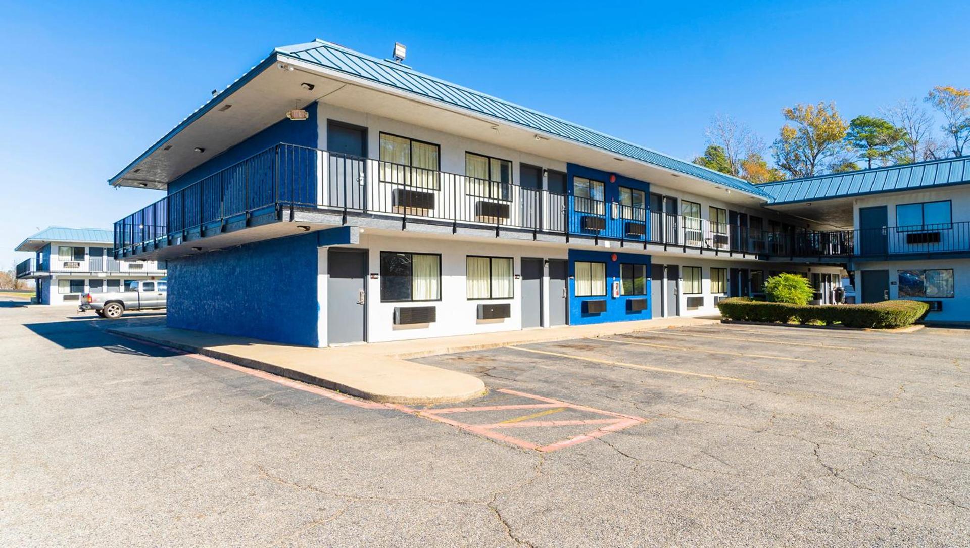 Xpress Inn & Extended Stays photo 83