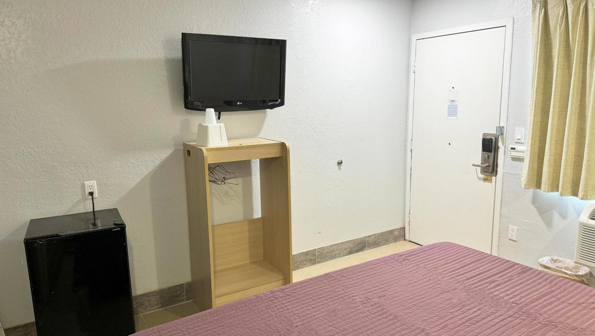 Xpress Inn & Extended Stays photo 87