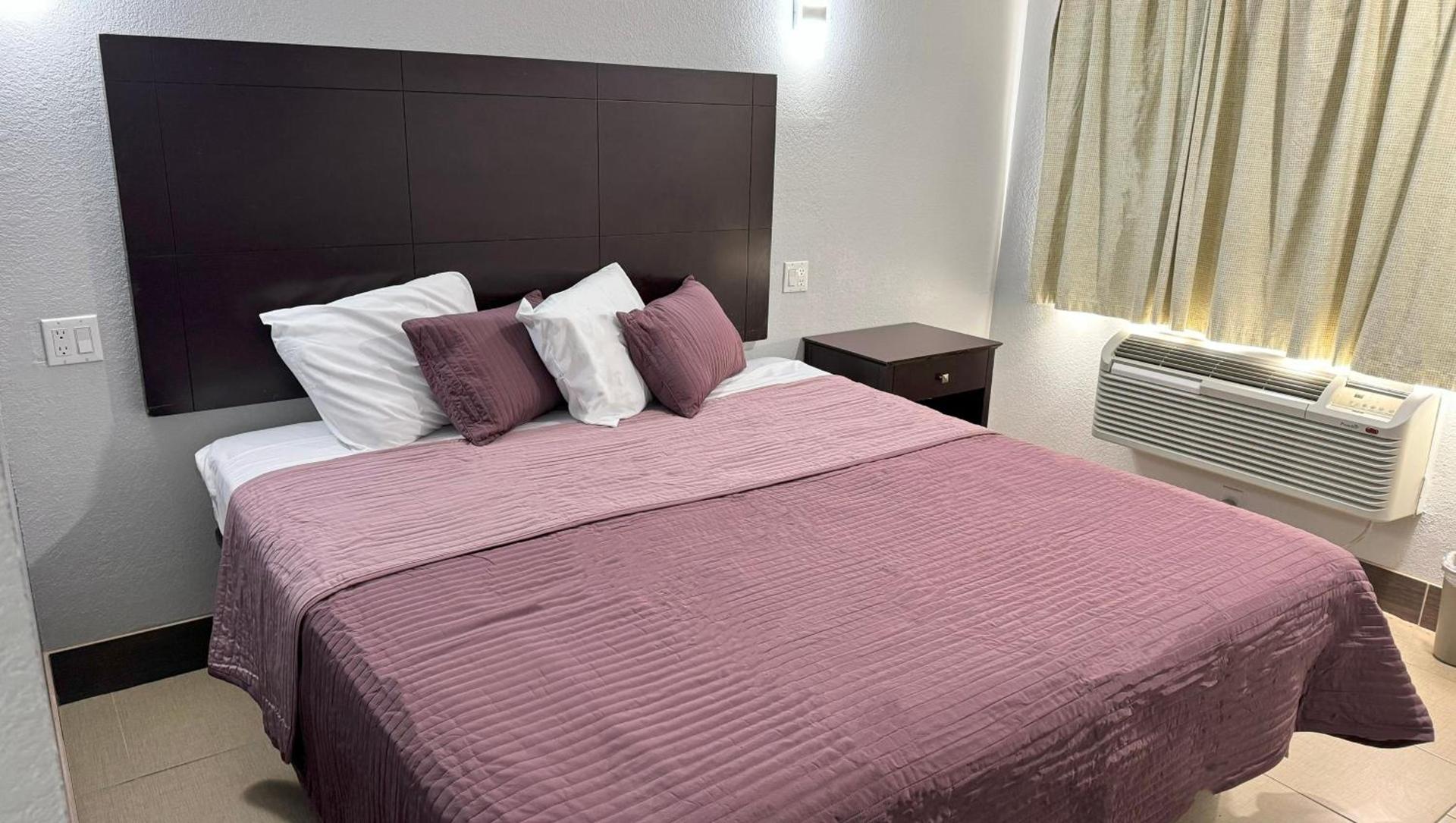 Xpress Inn & Extended Stays photo 88