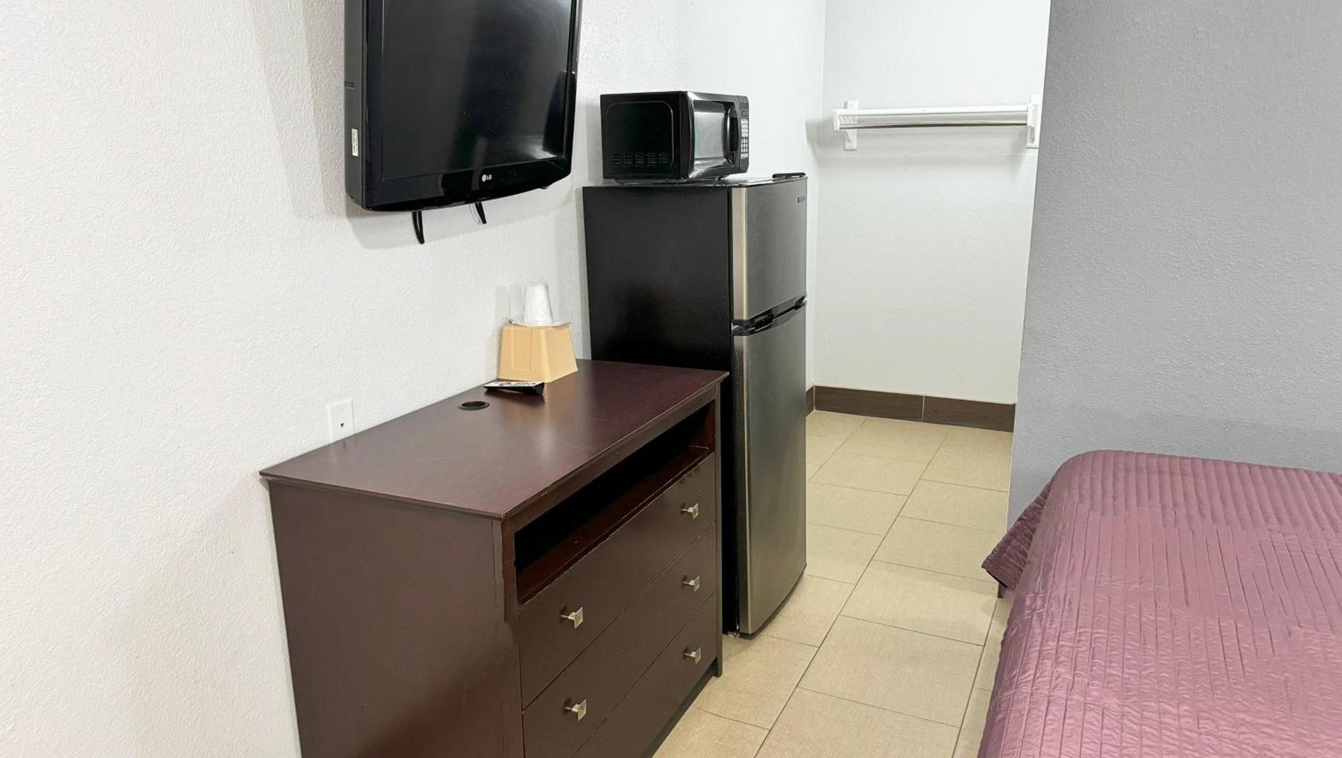 Xpress Inn & Extended Stays photo 90