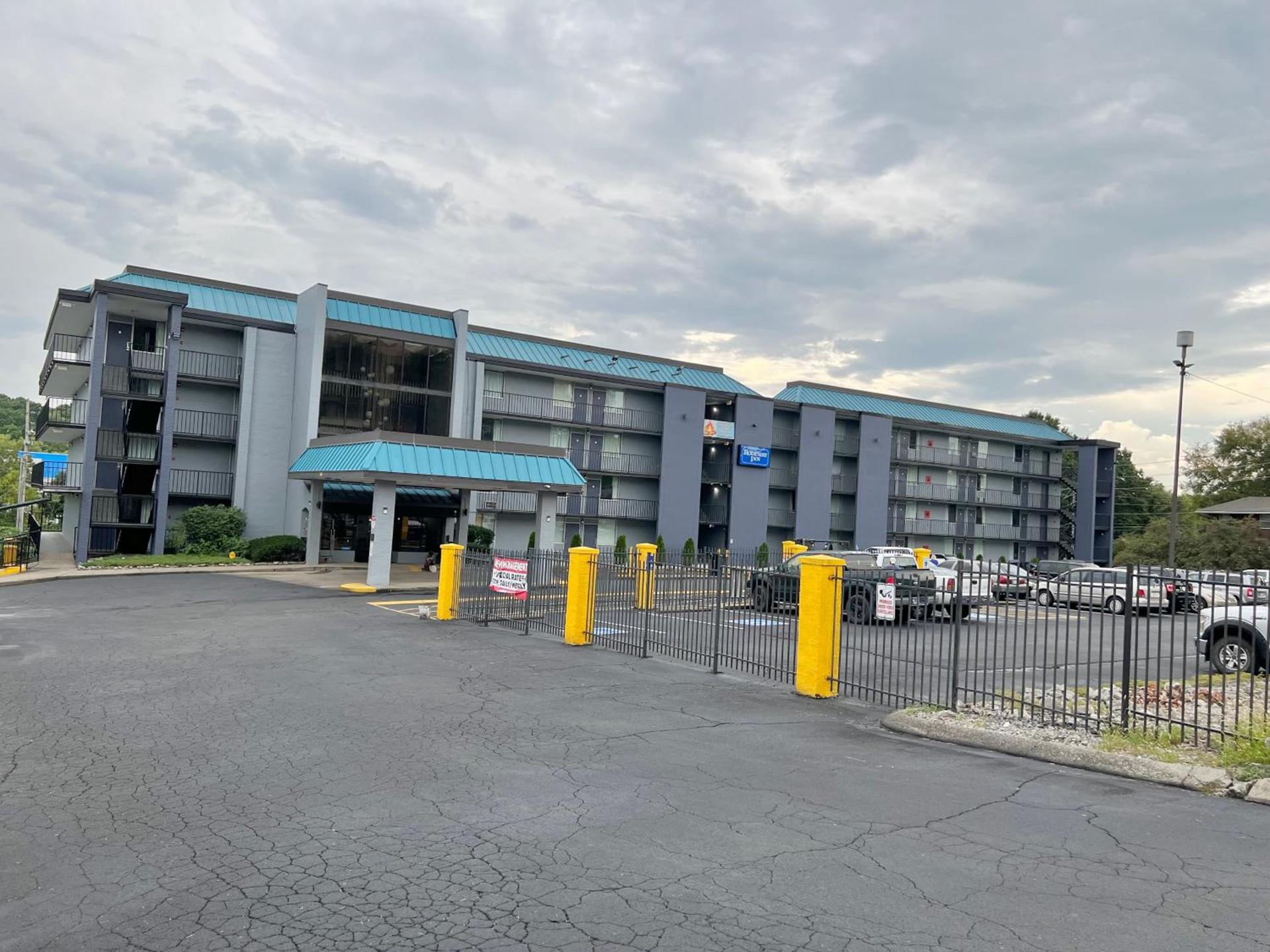 Rodeway inn- Nashville airport - Downtown - Mexican Restaurant on site photo 1