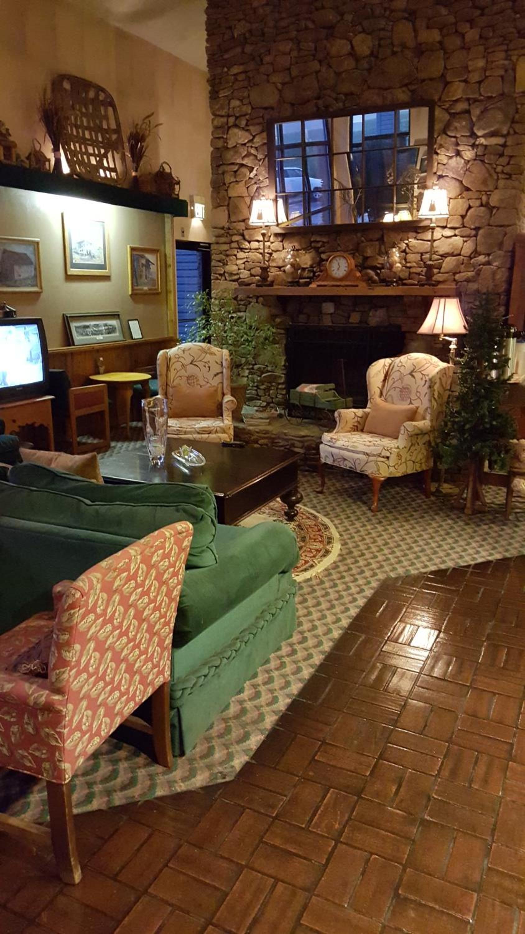 Americourt Hotel - Mountain City photo 32