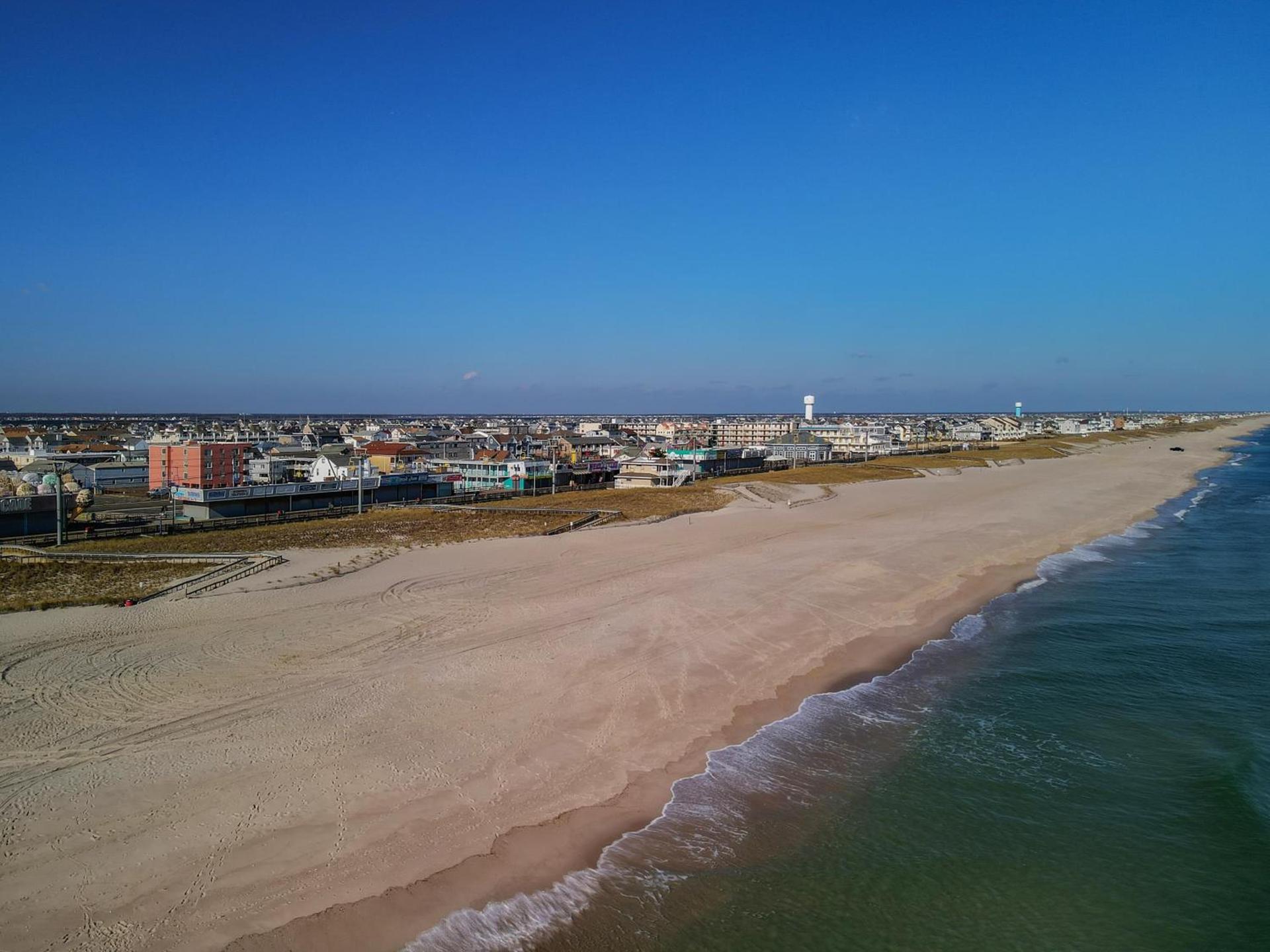 Sea Breeze Beach View photo 5