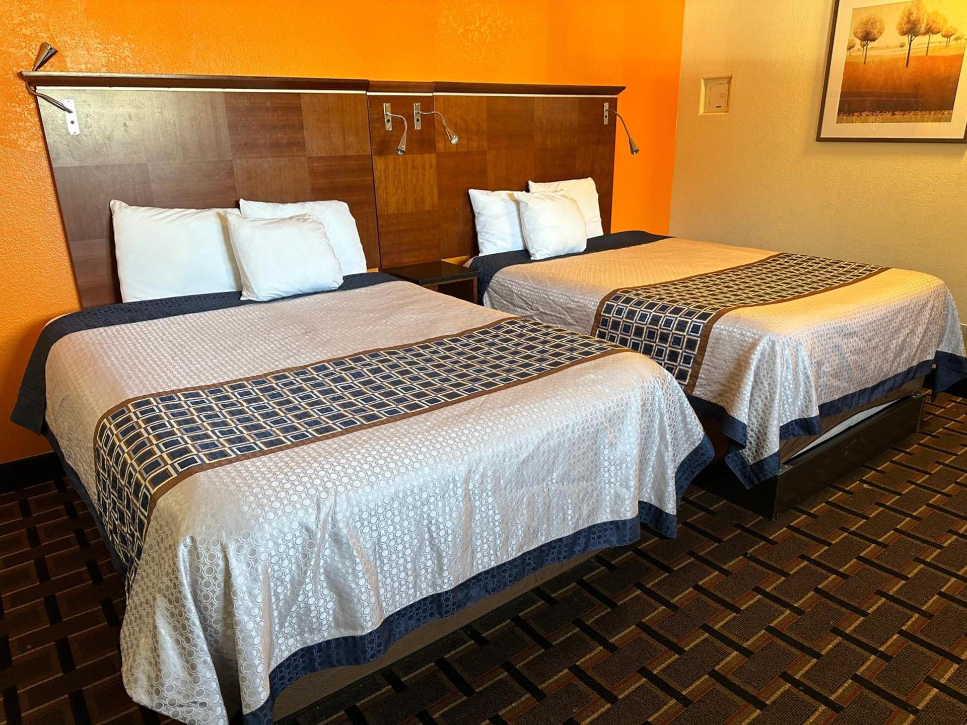 Stay Inn by OYO Near I 80 Lincoln West photo 17