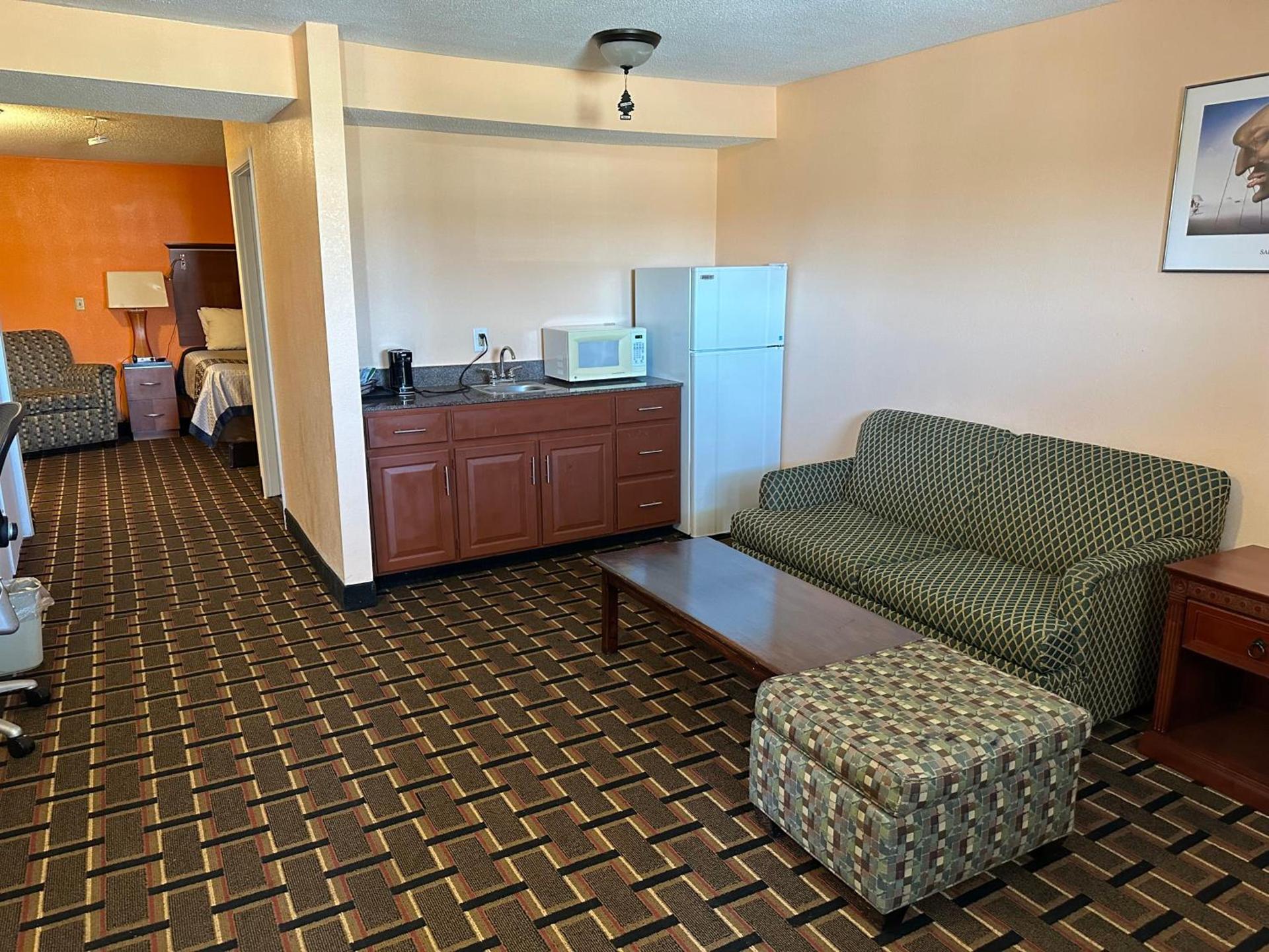 Stay Inn by OYO Near I 80 Lincoln West photo 20