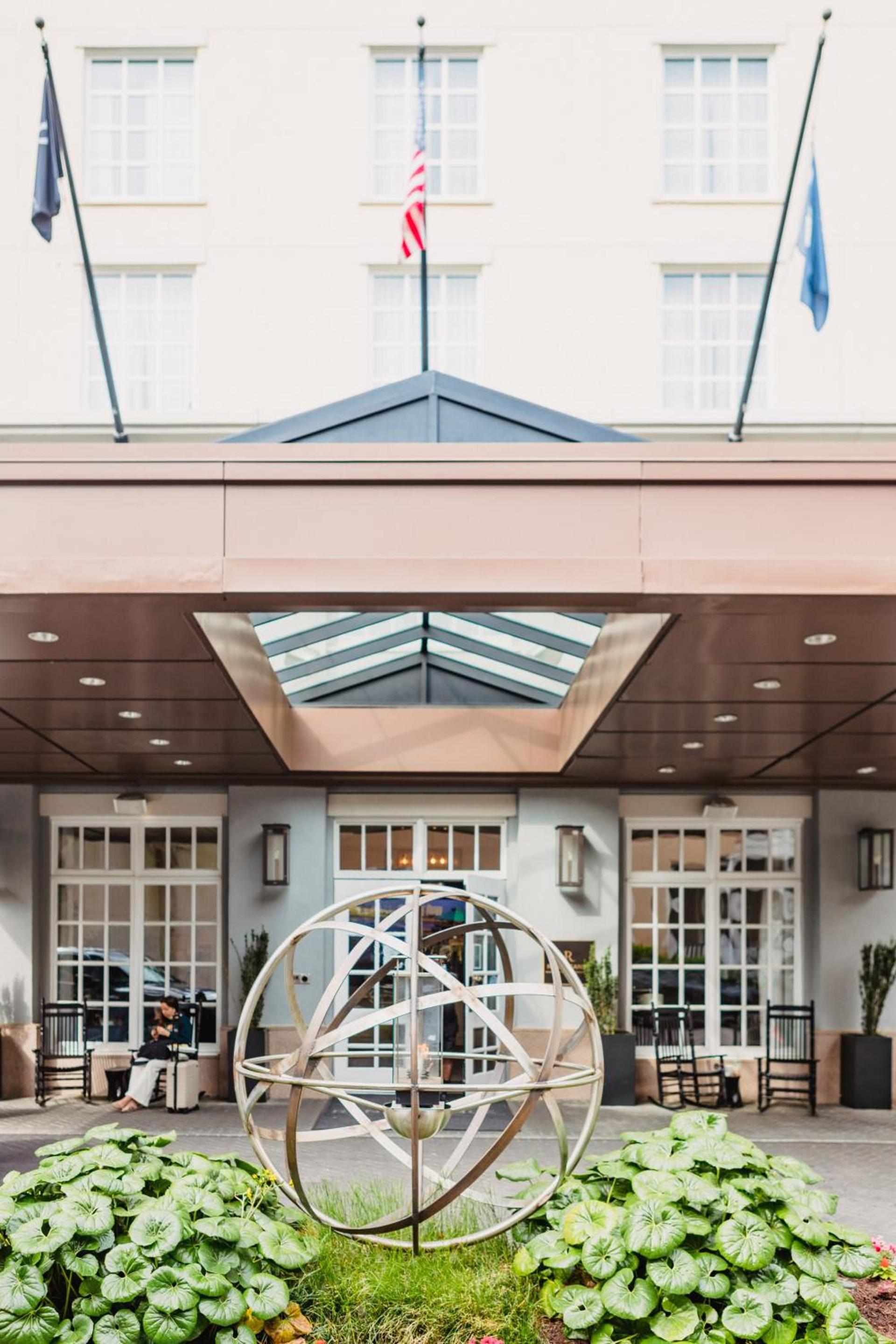 The Lindy Renaissance Charleston Hotel photo 3