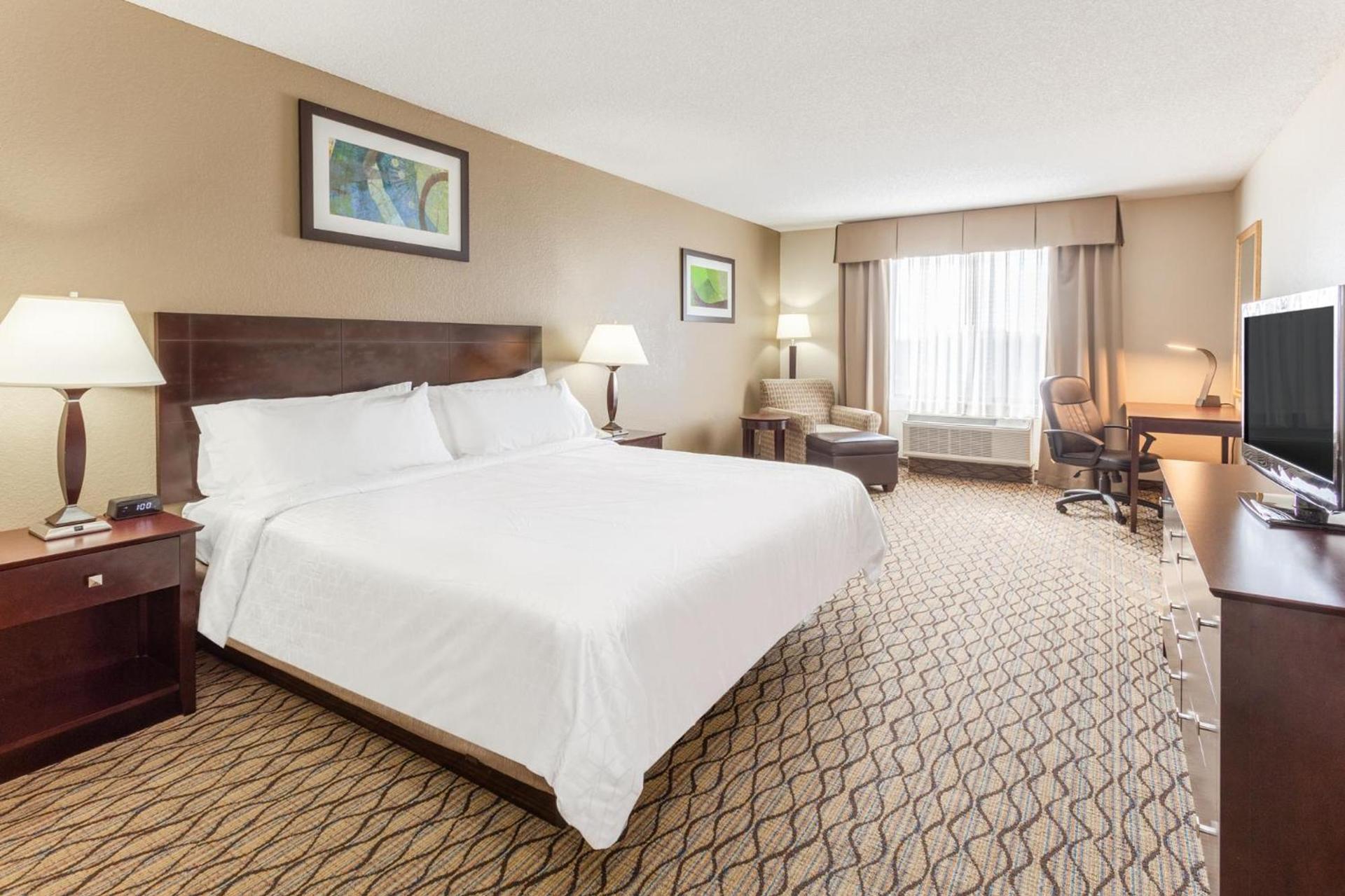Holiday Inn Express Charles Town by IHG photo 6