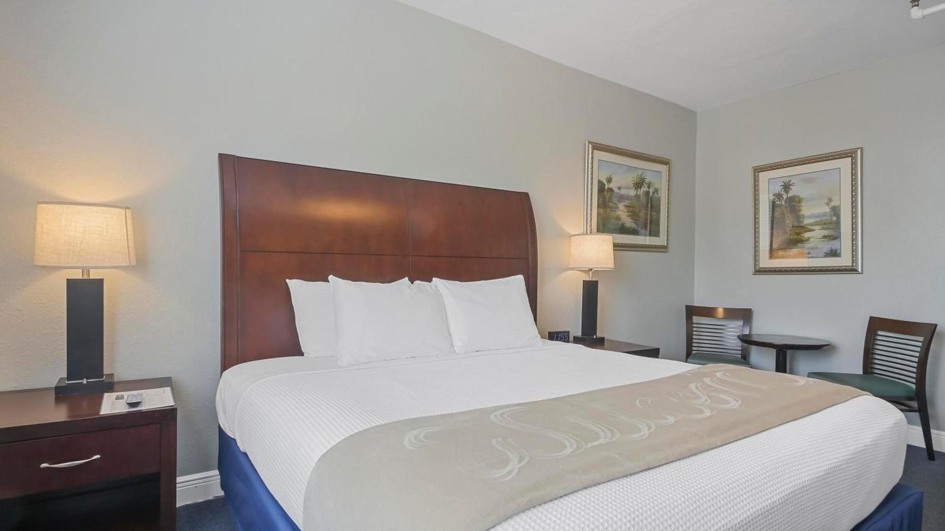 Crystal Bay Historic Hotel photo 47
