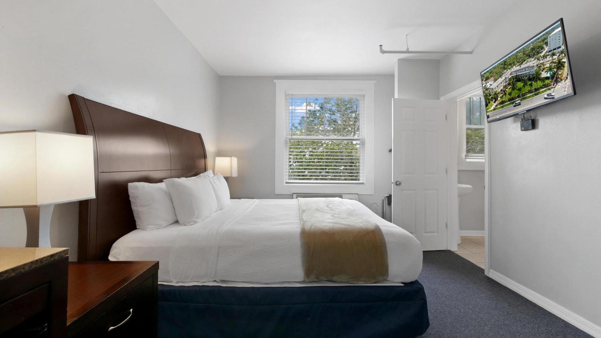 Crystal Bay Historic Hotel photo 48
