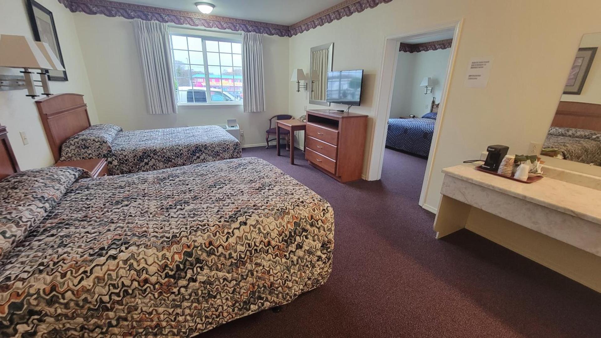 Oceanview Inn and Suites photo 5