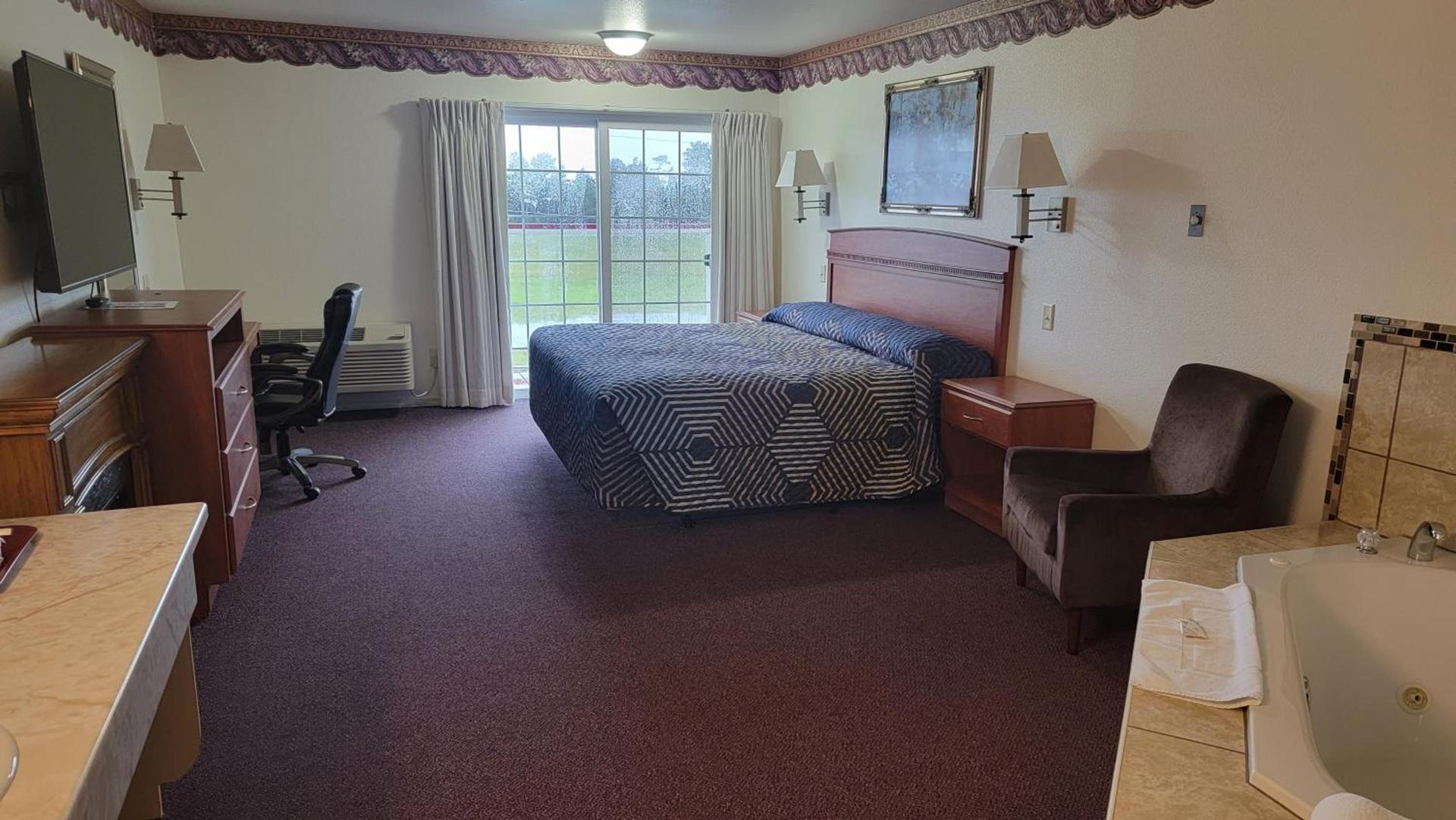 Oceanview Inn and Suites photo 10