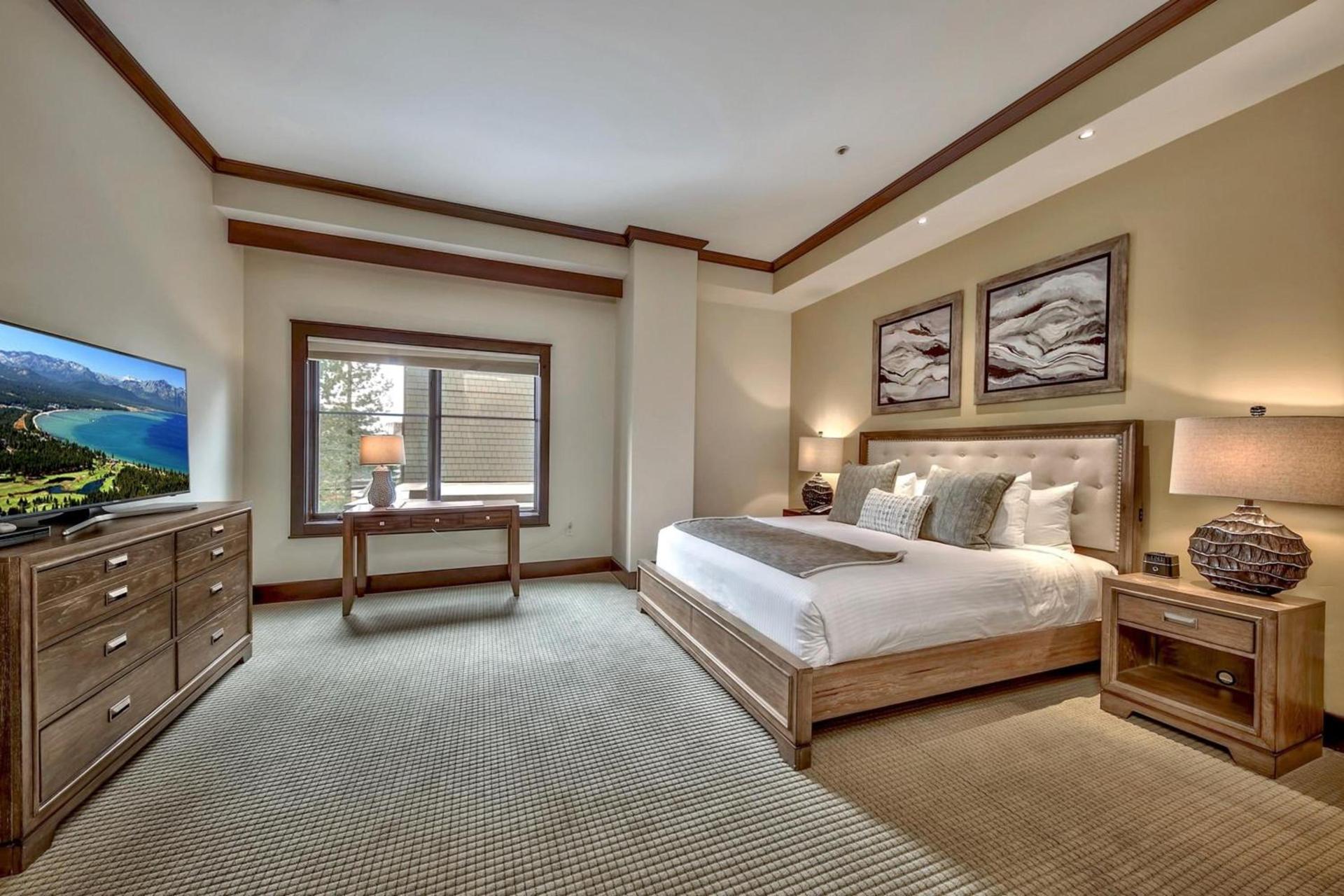 Constellation Residences photo 76