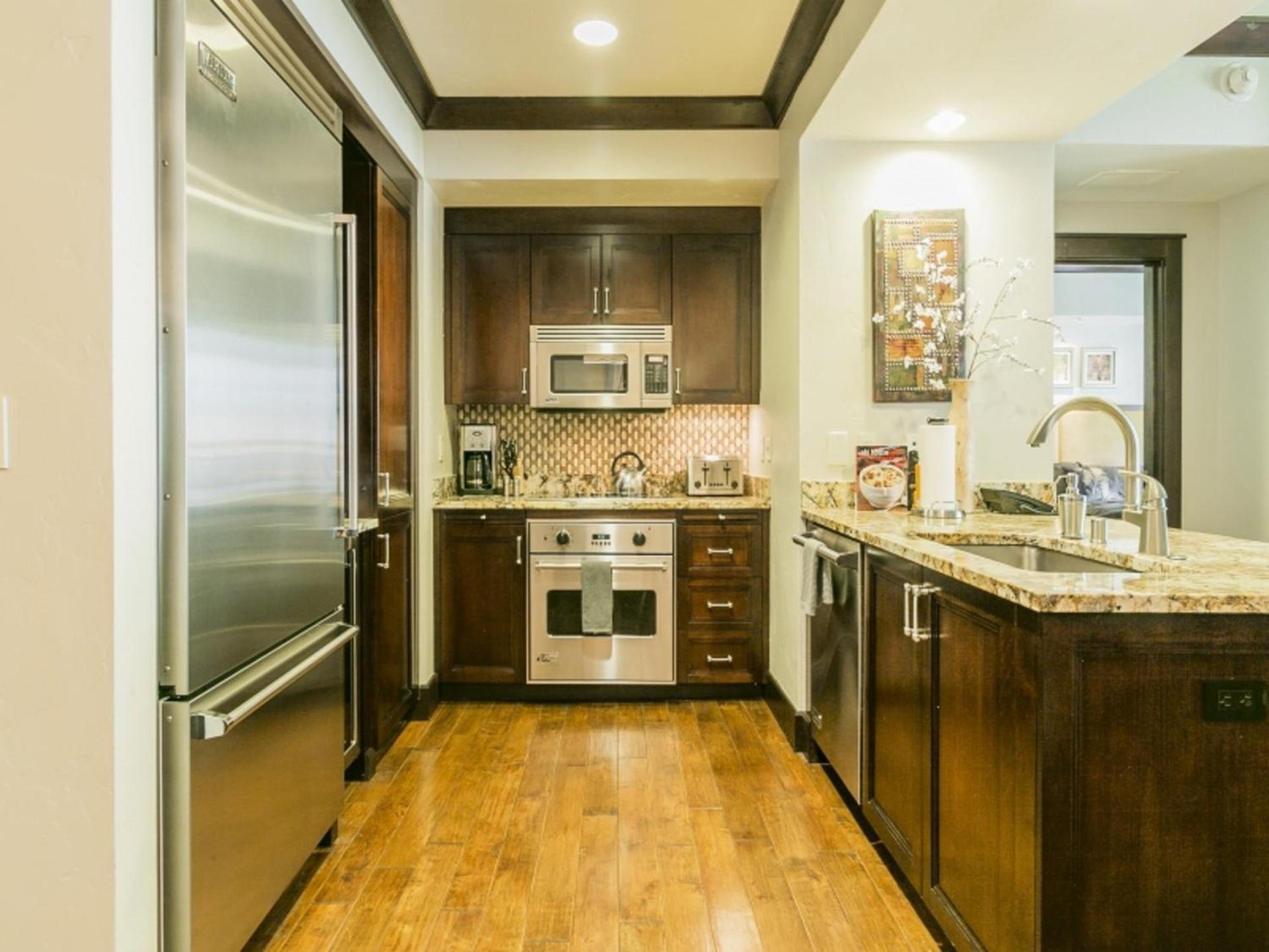 Constellation Residences photo 61
