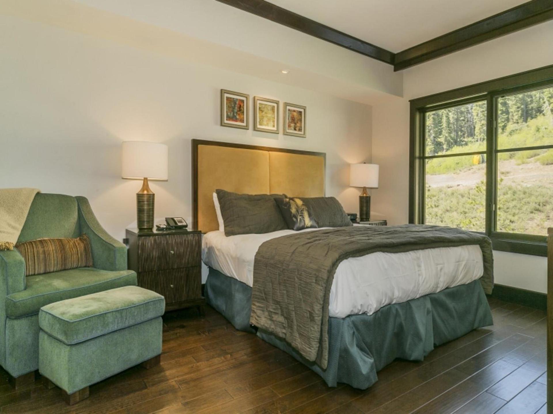 Constellation Residences photo 66
