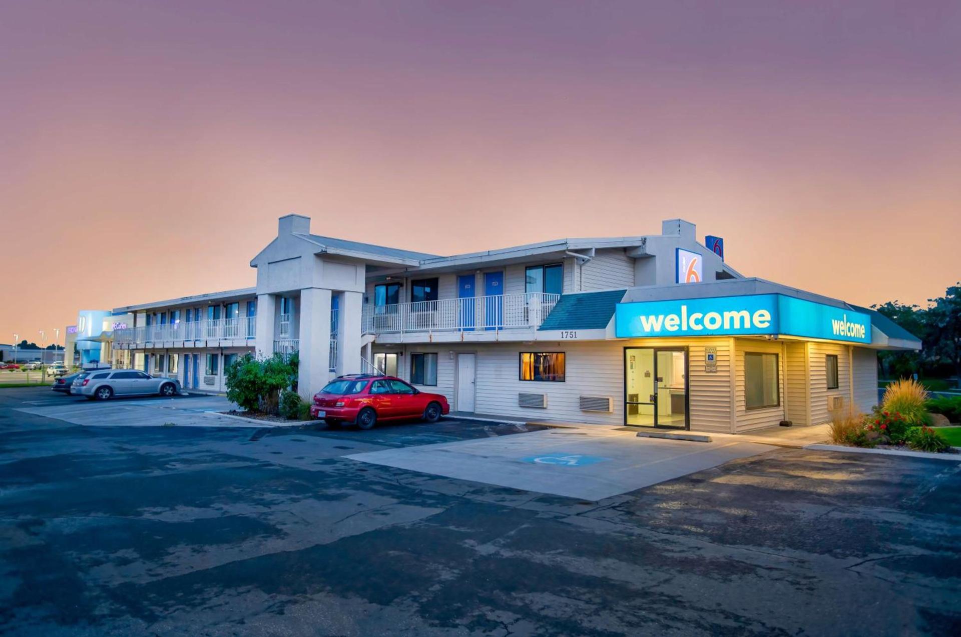 Motel 6-Richland, WA - Kennewick — hotel in Richland