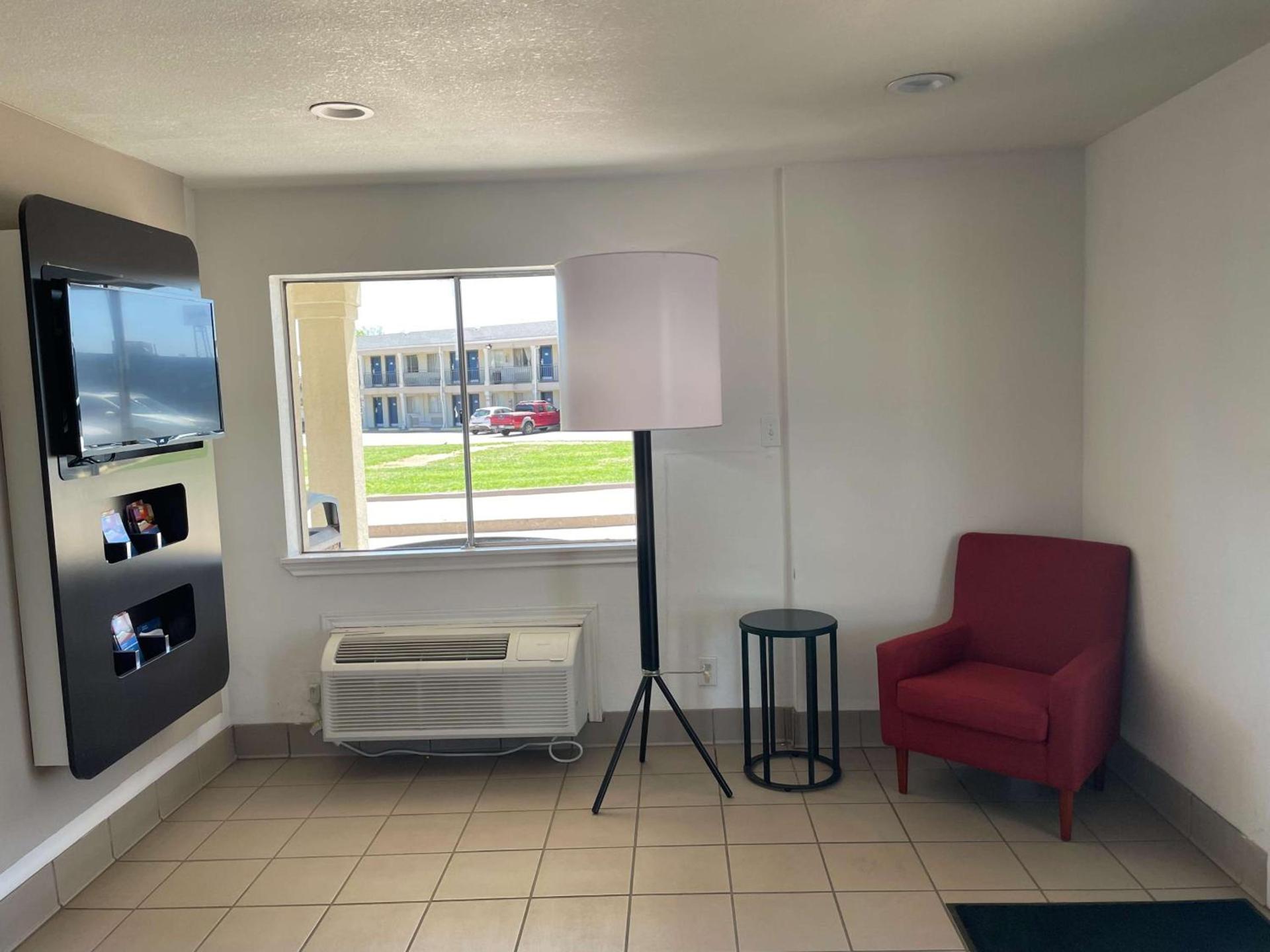 Motel 6-Wichita Falls, TX - North photo 4