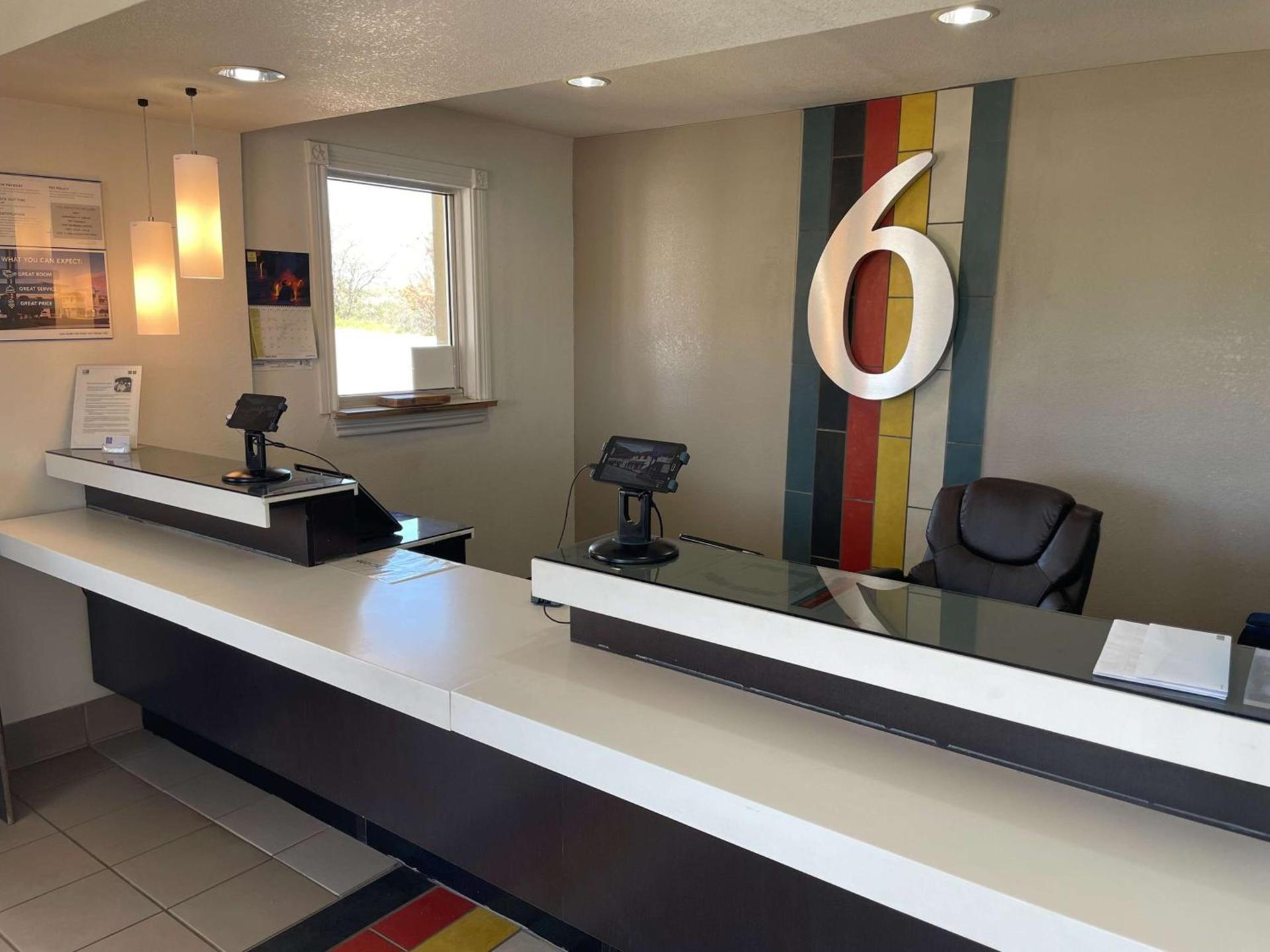 Motel 6-Wichita Falls, TX - North photo 3