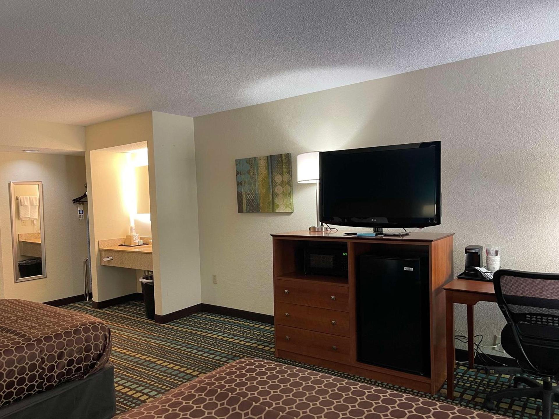 Best Western Tallahassee Downtown Inn and Suites photo 23