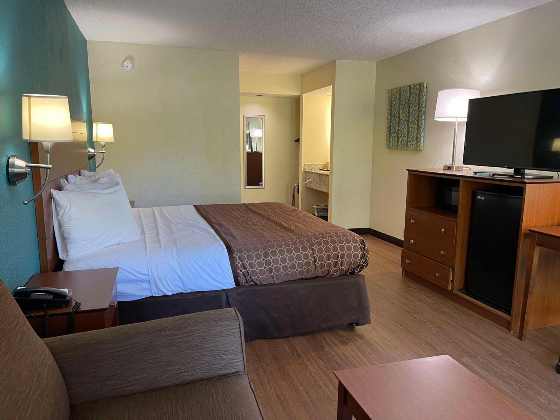 Best Western Tallahassee Downtown Inn and Suites photo 26
