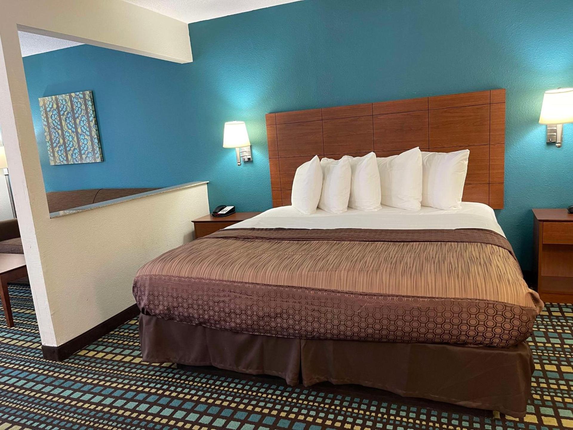 Best Western Tallahassee Downtown Inn and Suites photo 27