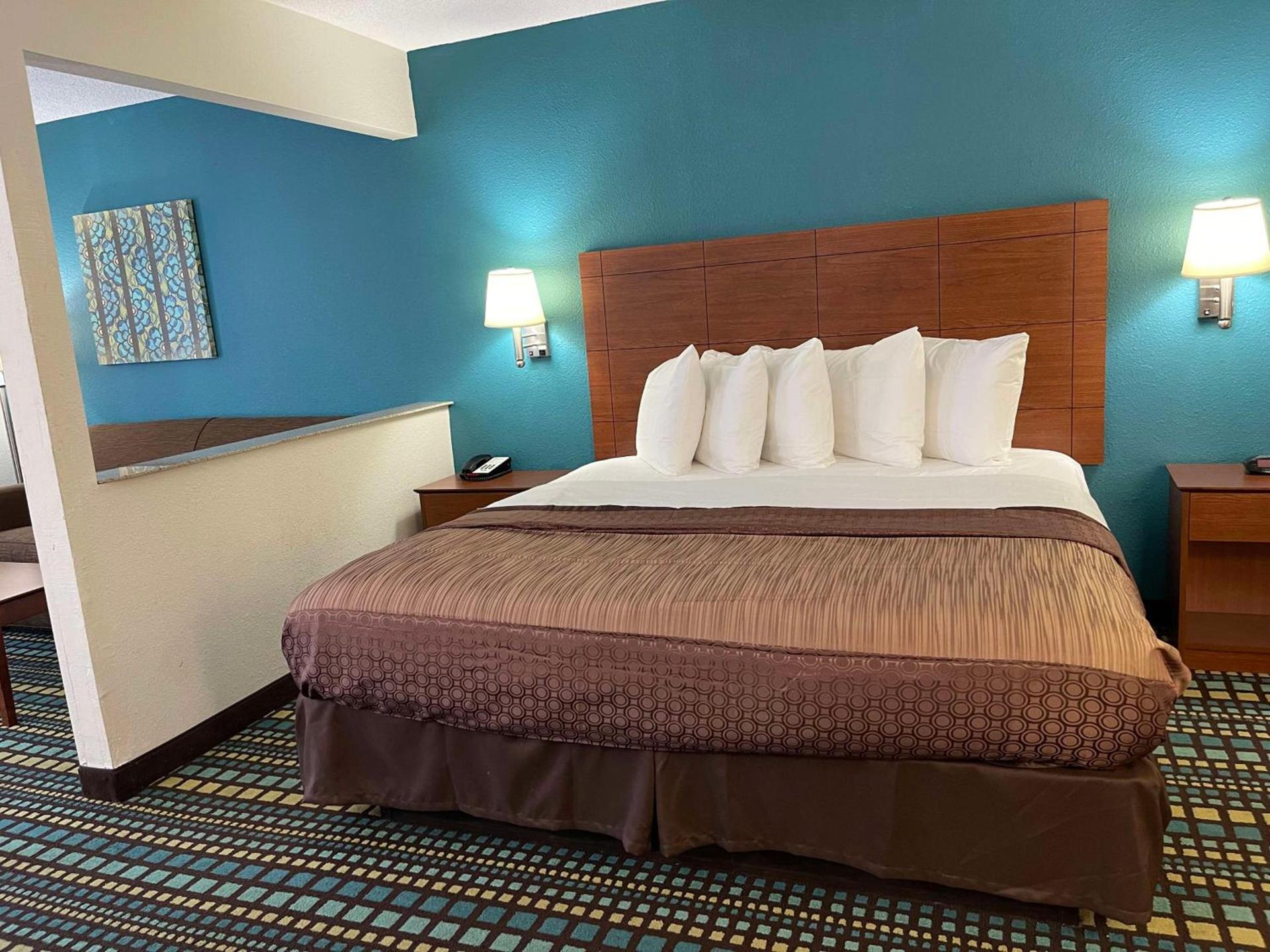 Best Western Tallahassee Downtown Inn and Suites photo 28
