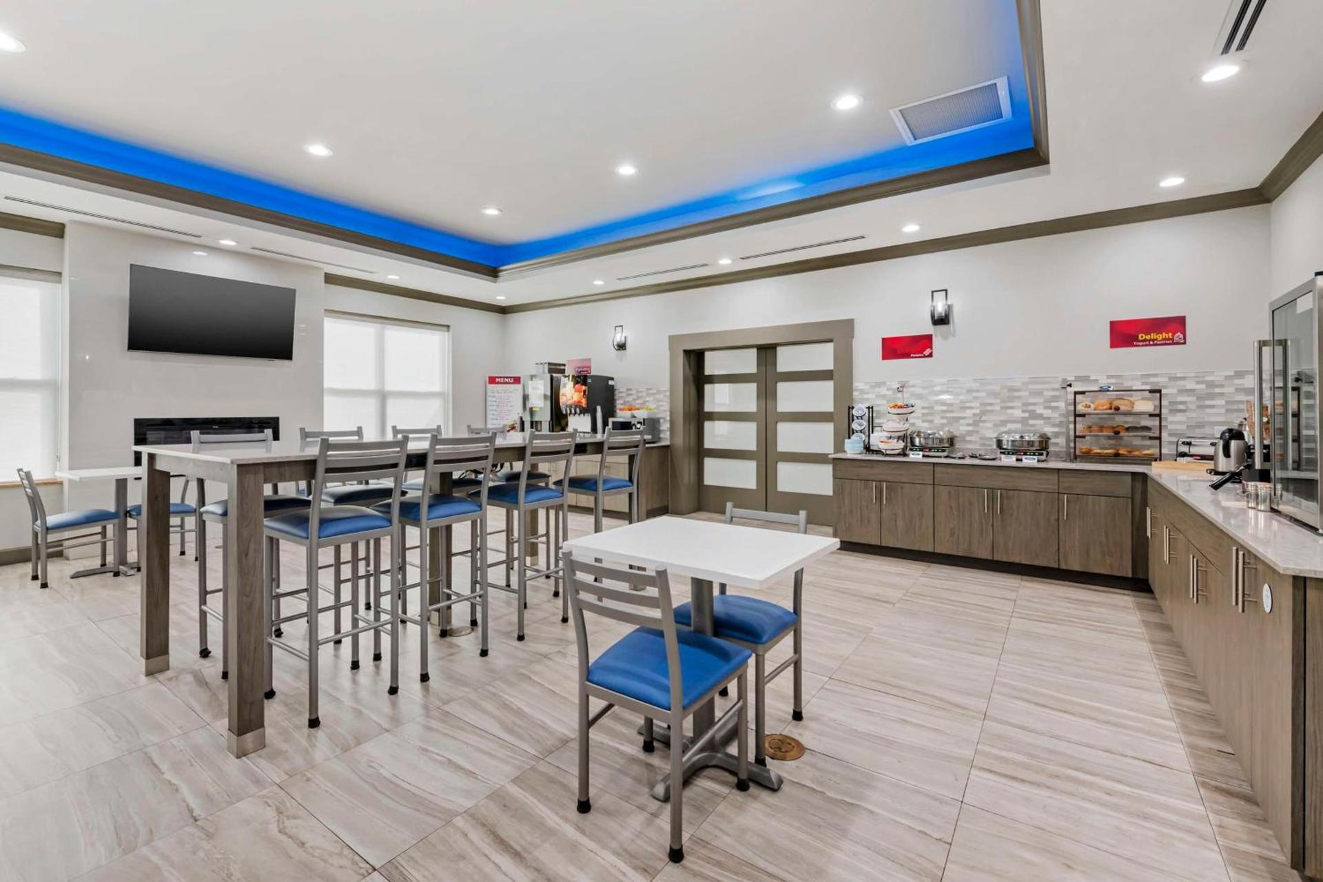 Best Western Plus First Coast Inn and Suites photo 40