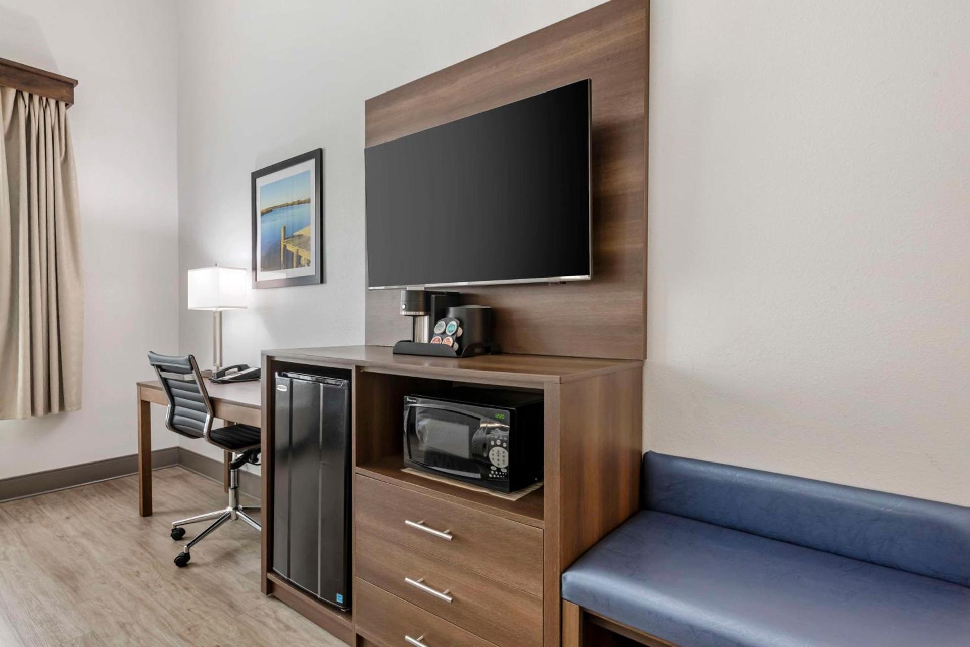 Best Western Plus First Coast Inn and Suites photo 23