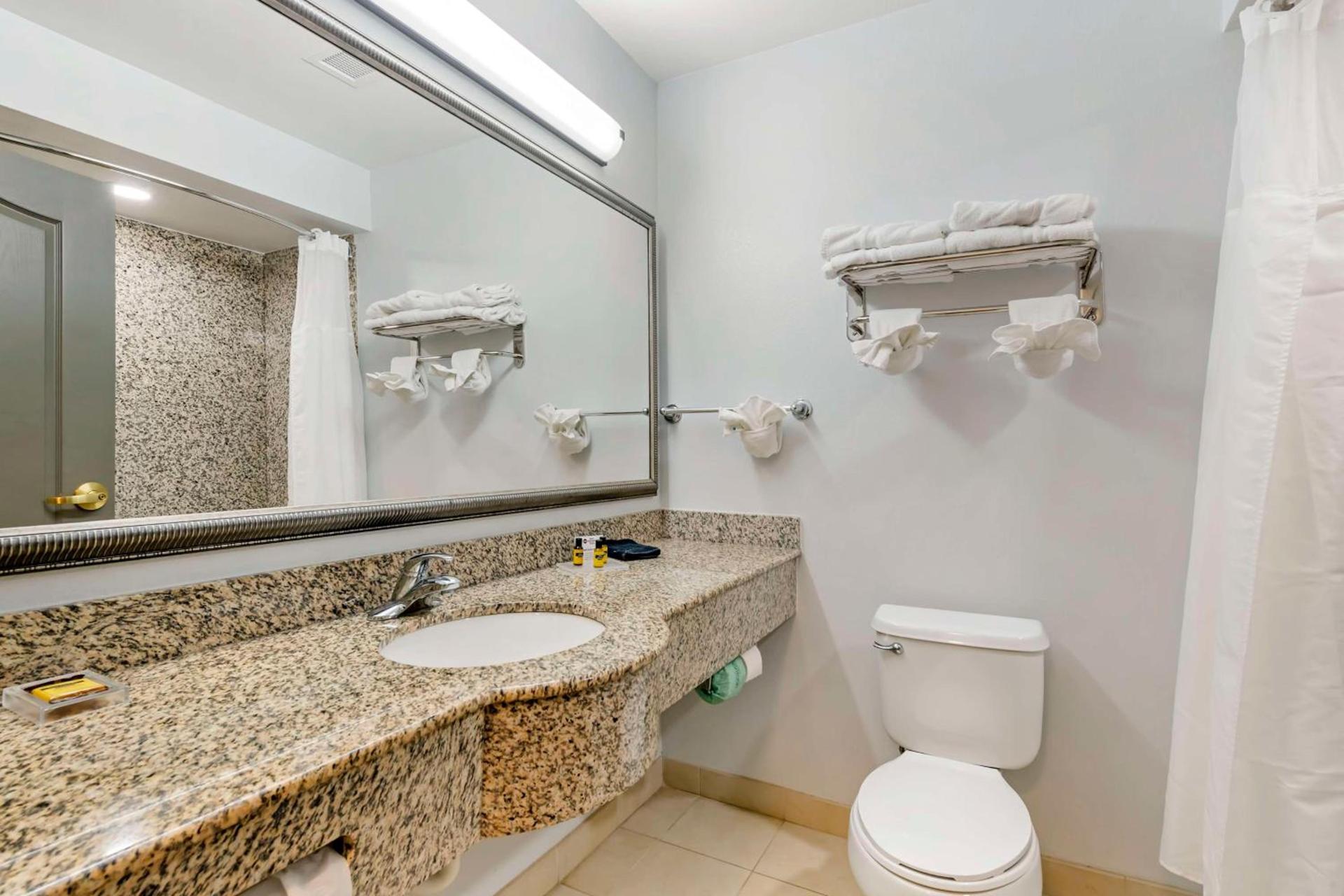 Best Western Plus First Coast Inn and Suites photo 34