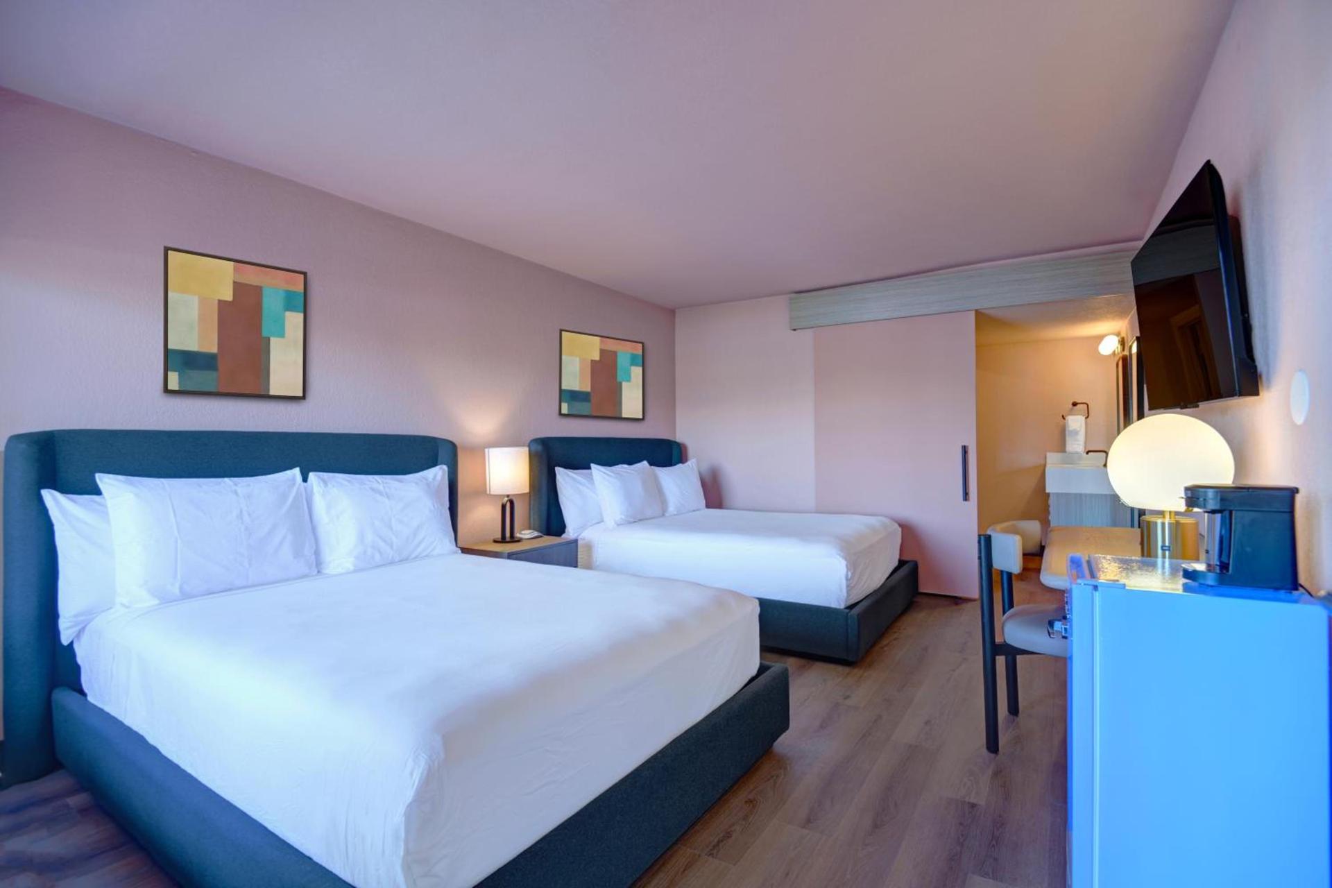 The Dunes Hotel (Palm Springs) photo 46