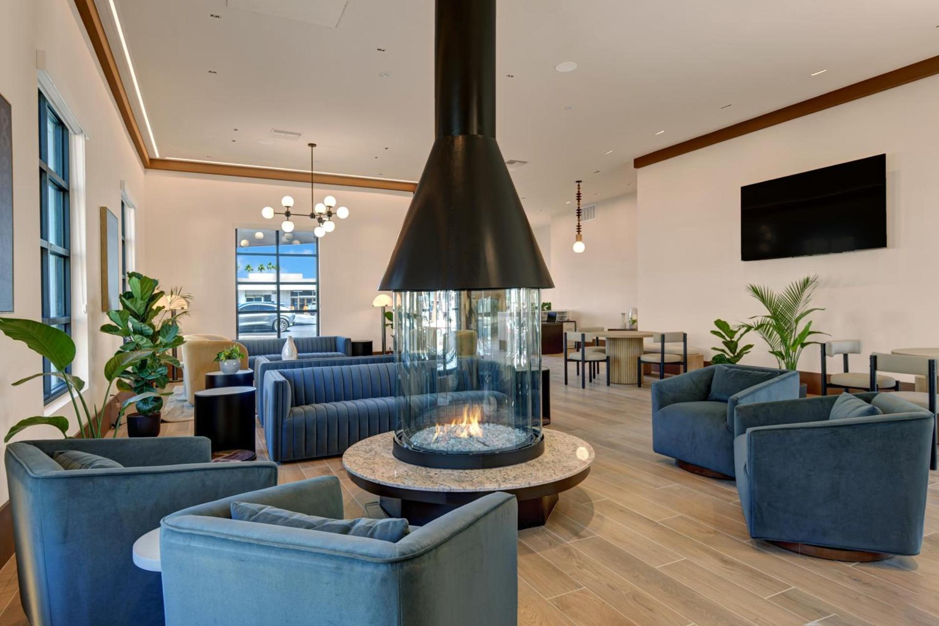The Dunes Hotel (Palm Springs) photo 42