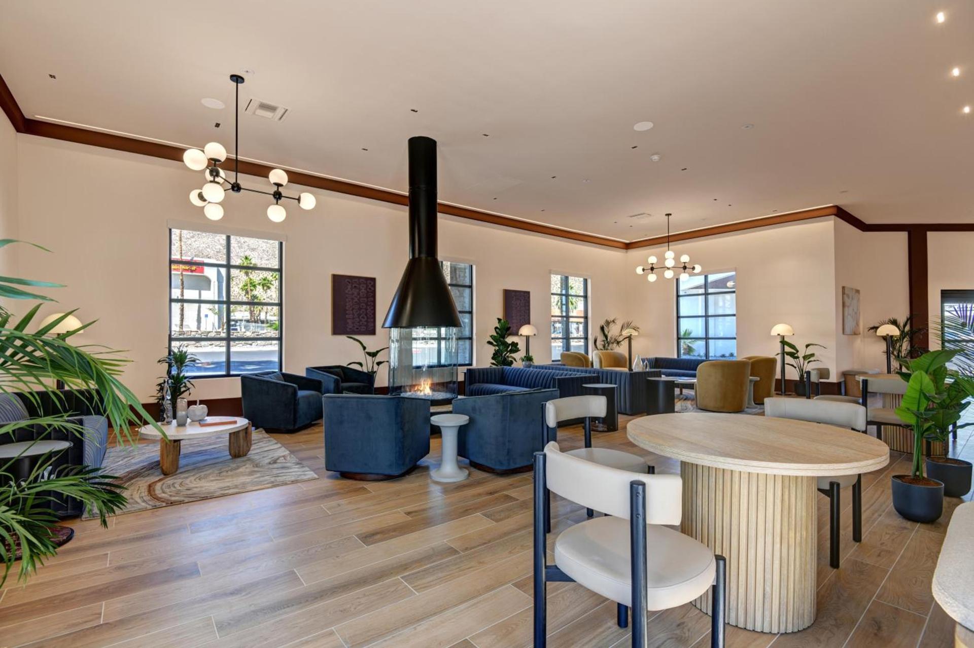 The Dunes Hotel (Palm Springs) photo 27