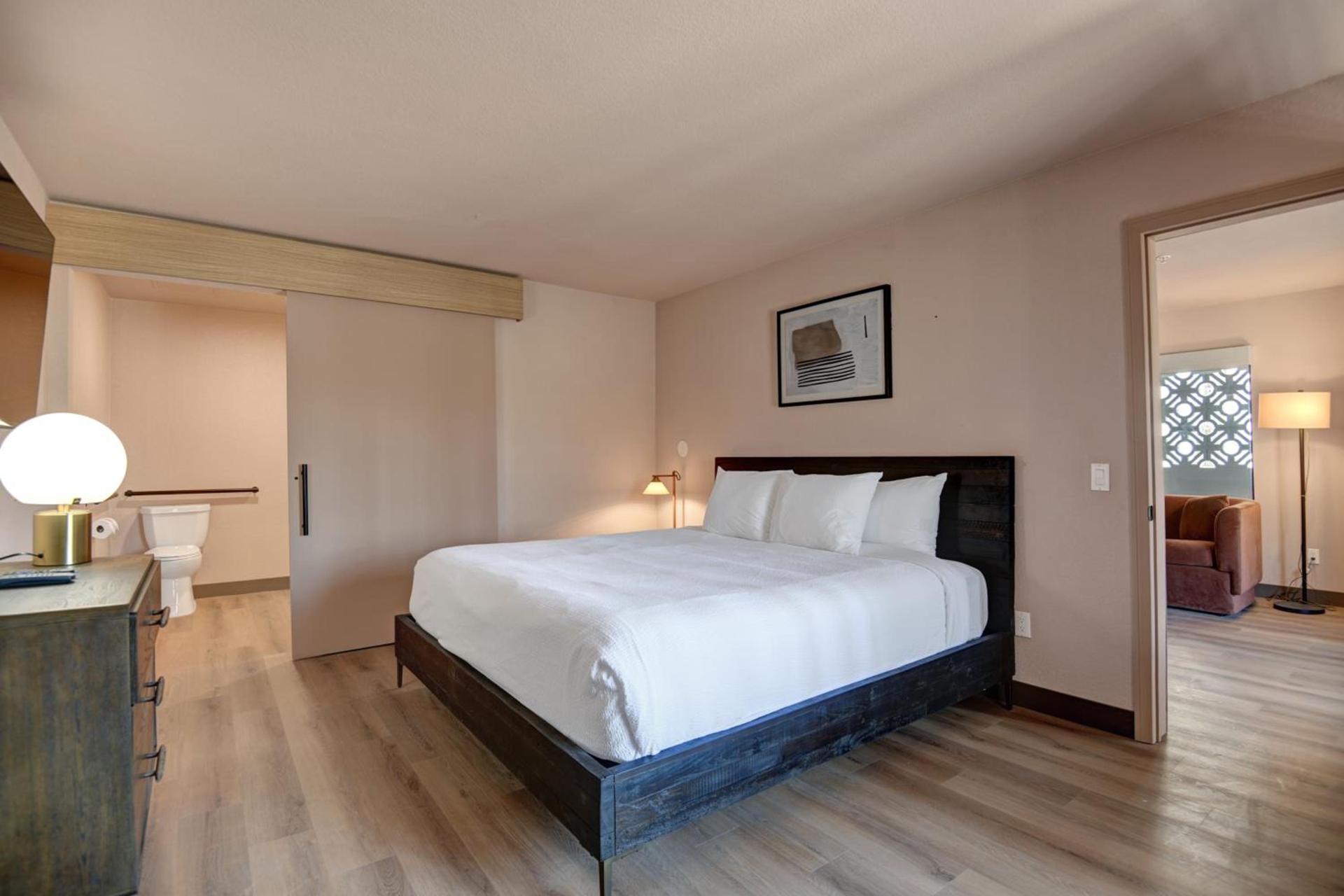 The Dunes Hotel (Palm Springs) photo 44