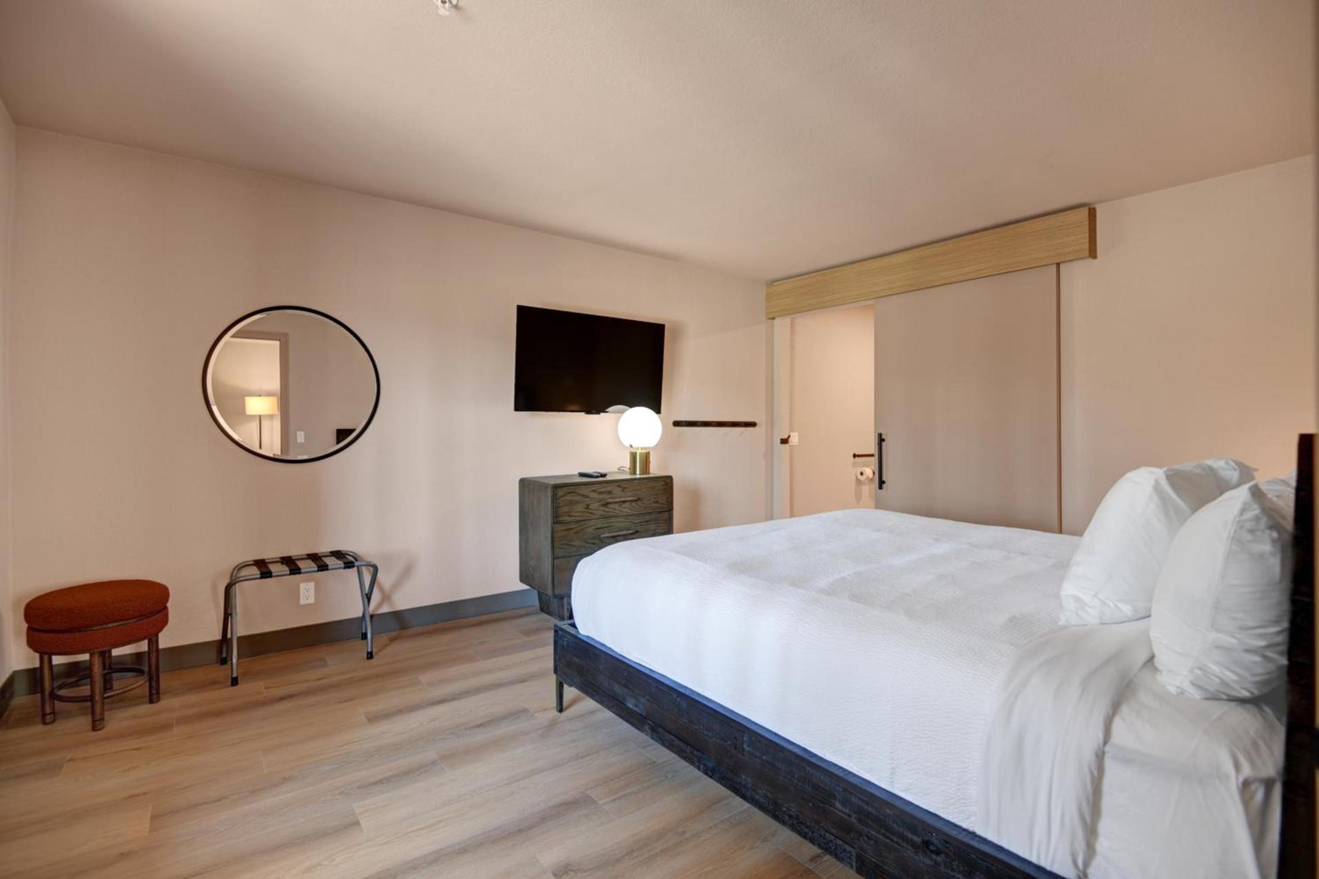The Dunes Hotel (Palm Springs) photo 53