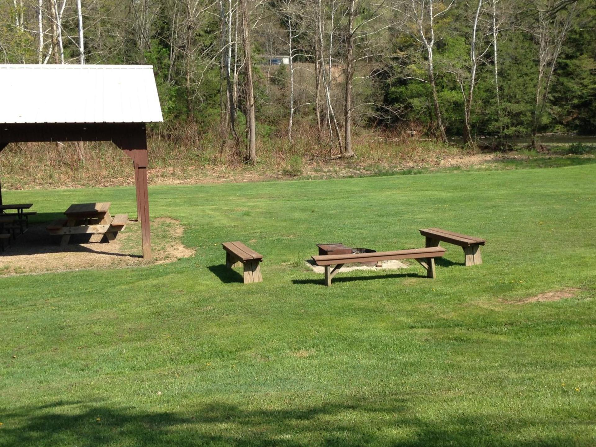 Rough Cut Lodge photo 27