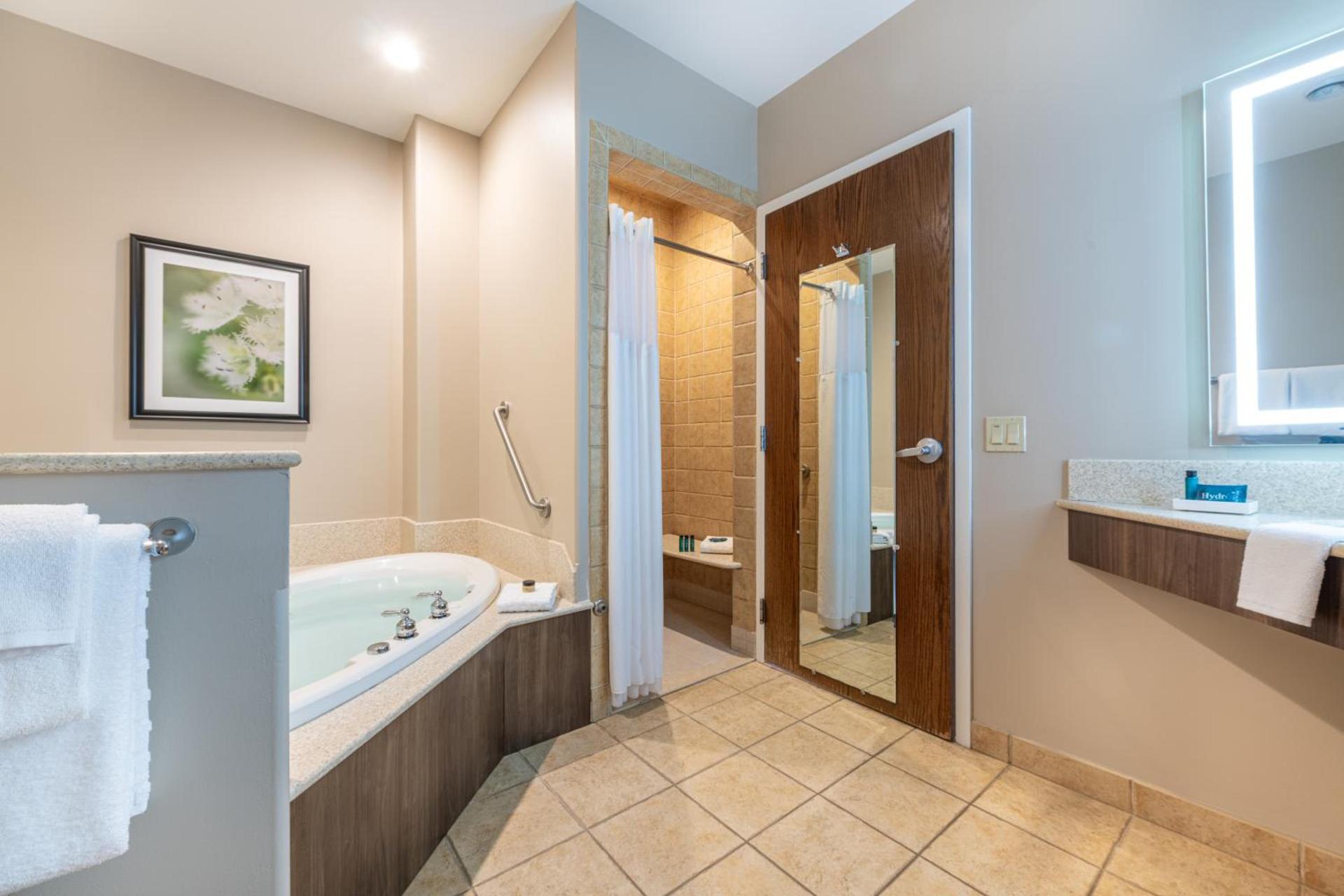 Best Western Plus Waterbury - Stowe photo 82
