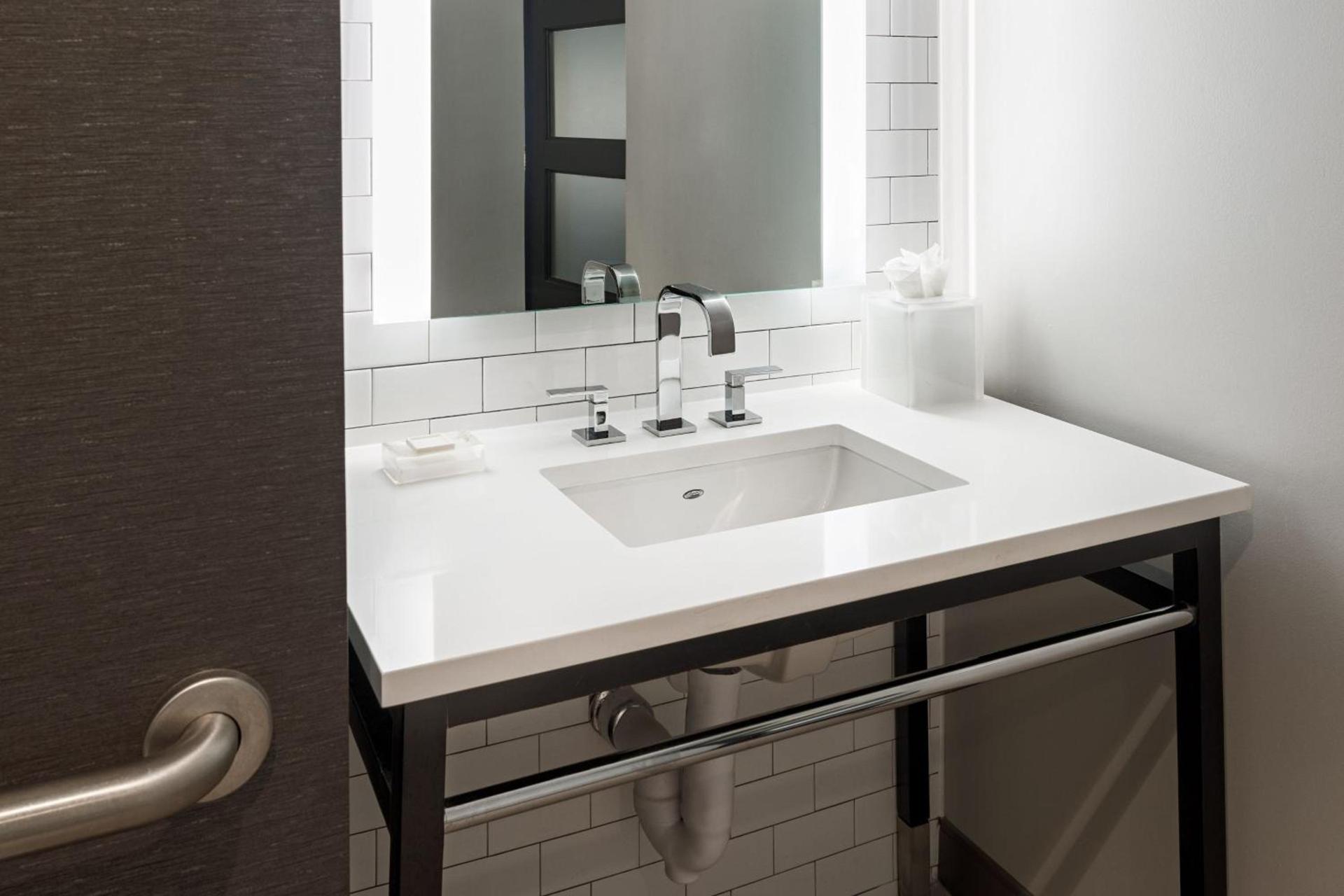 The Elmore Hotel, DFW Southlake, a Tribute Portfolio Hotel photo 38