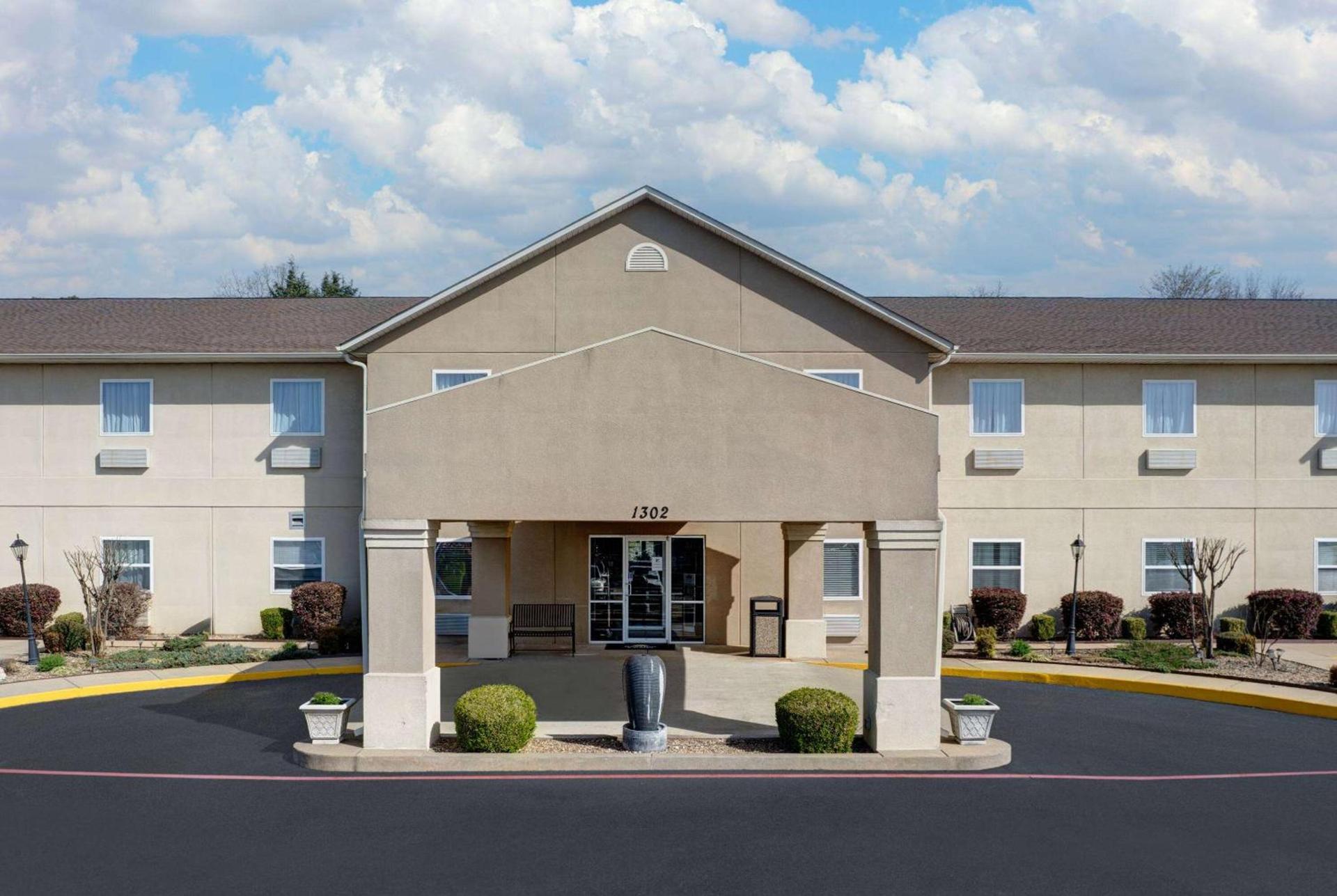Days Inn & Suites by Wyndham Cabot photo 6