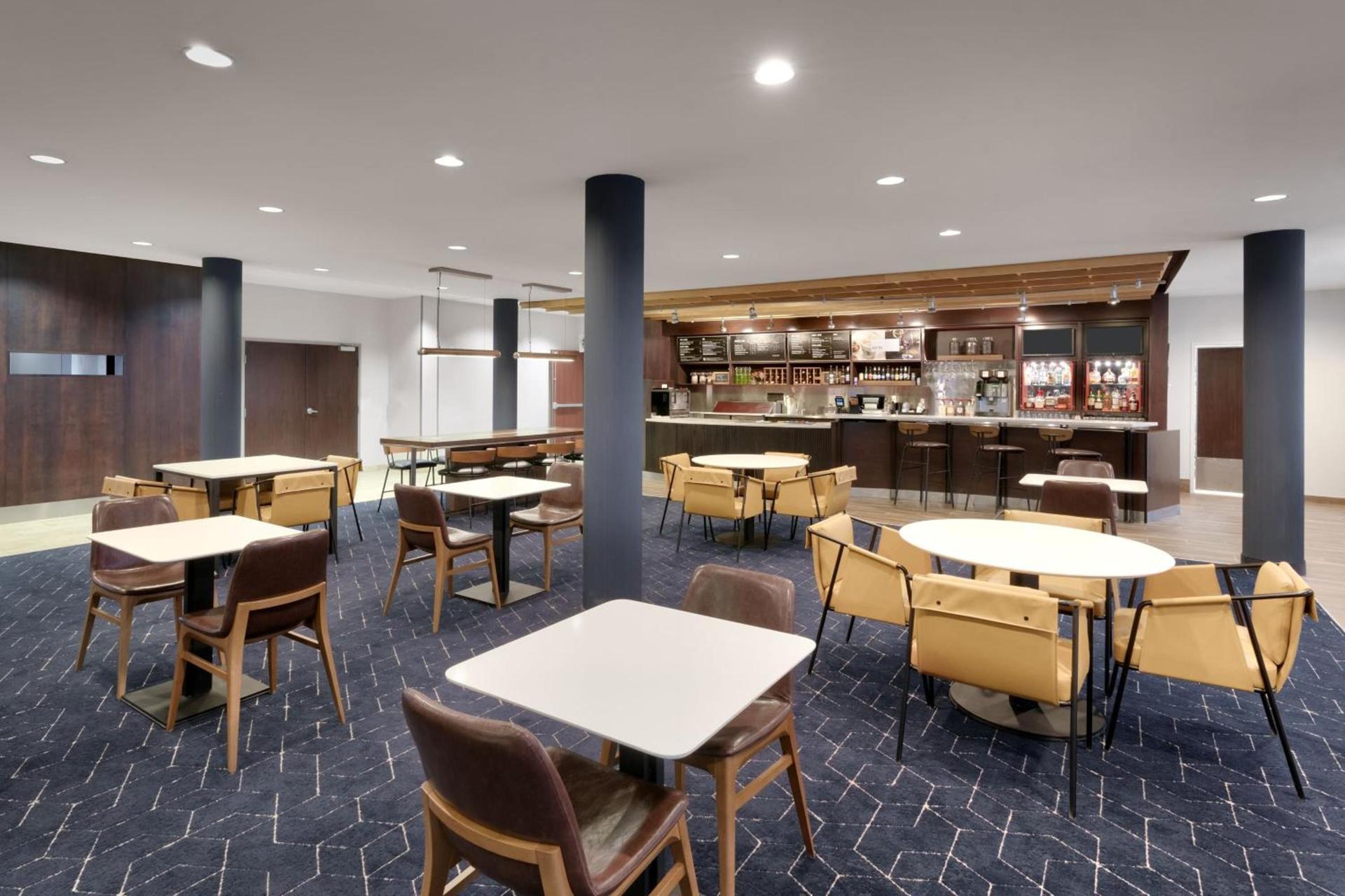 Courtyard by Marriott Johnson City photo 35
