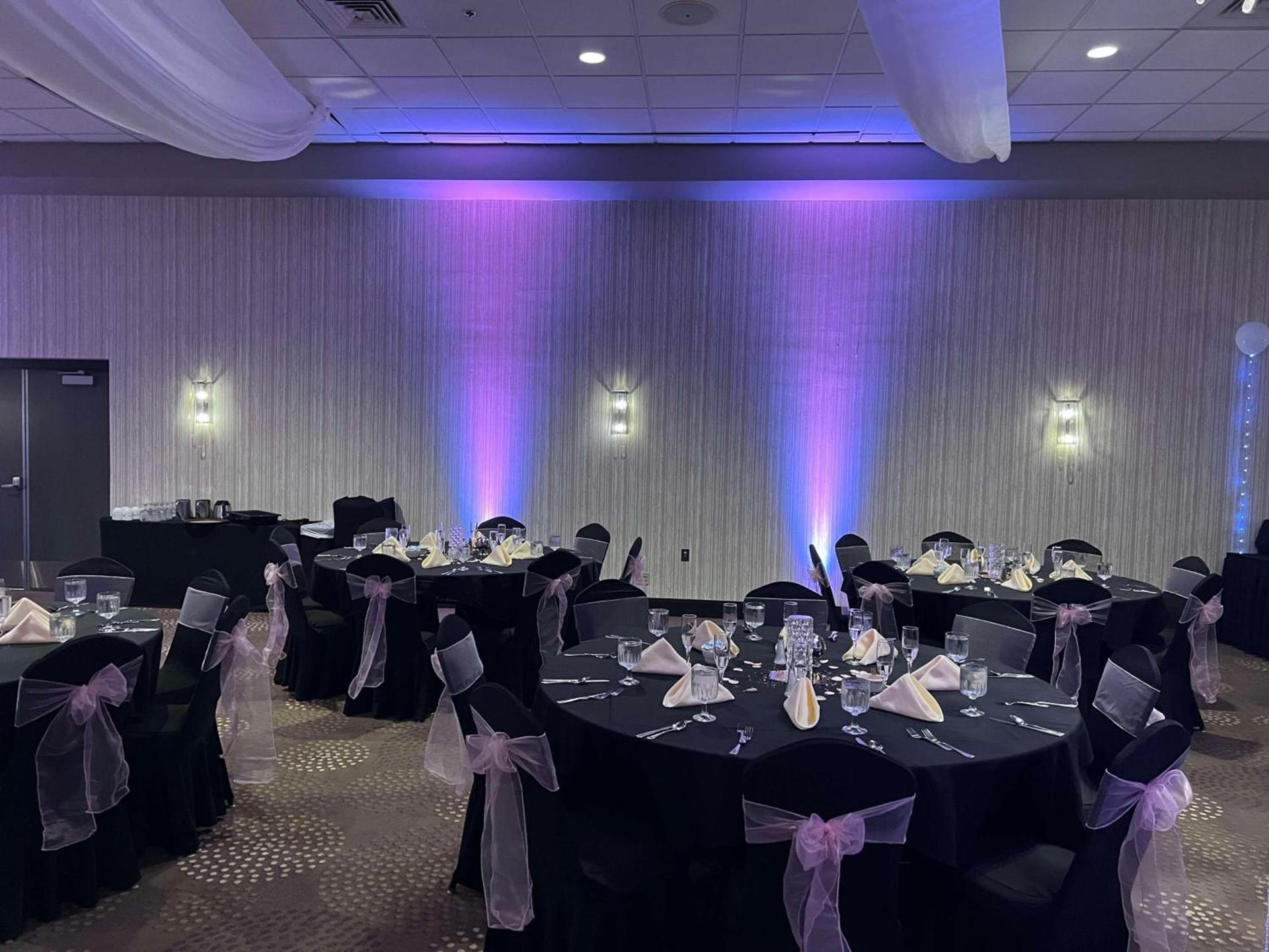 DoubleTree by Hilton Bloomington photo 53