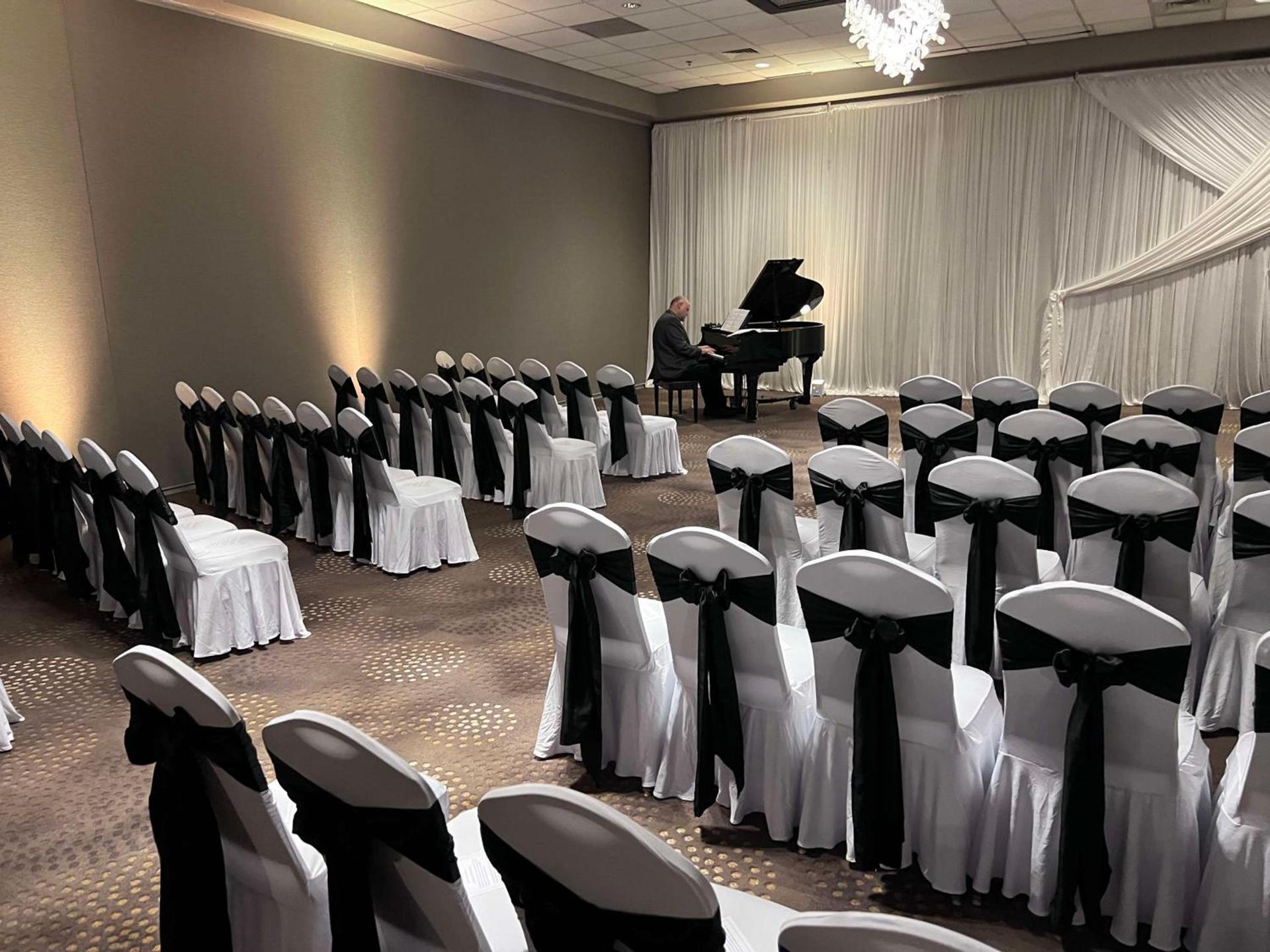 DoubleTree by Hilton Bloomington photo 70