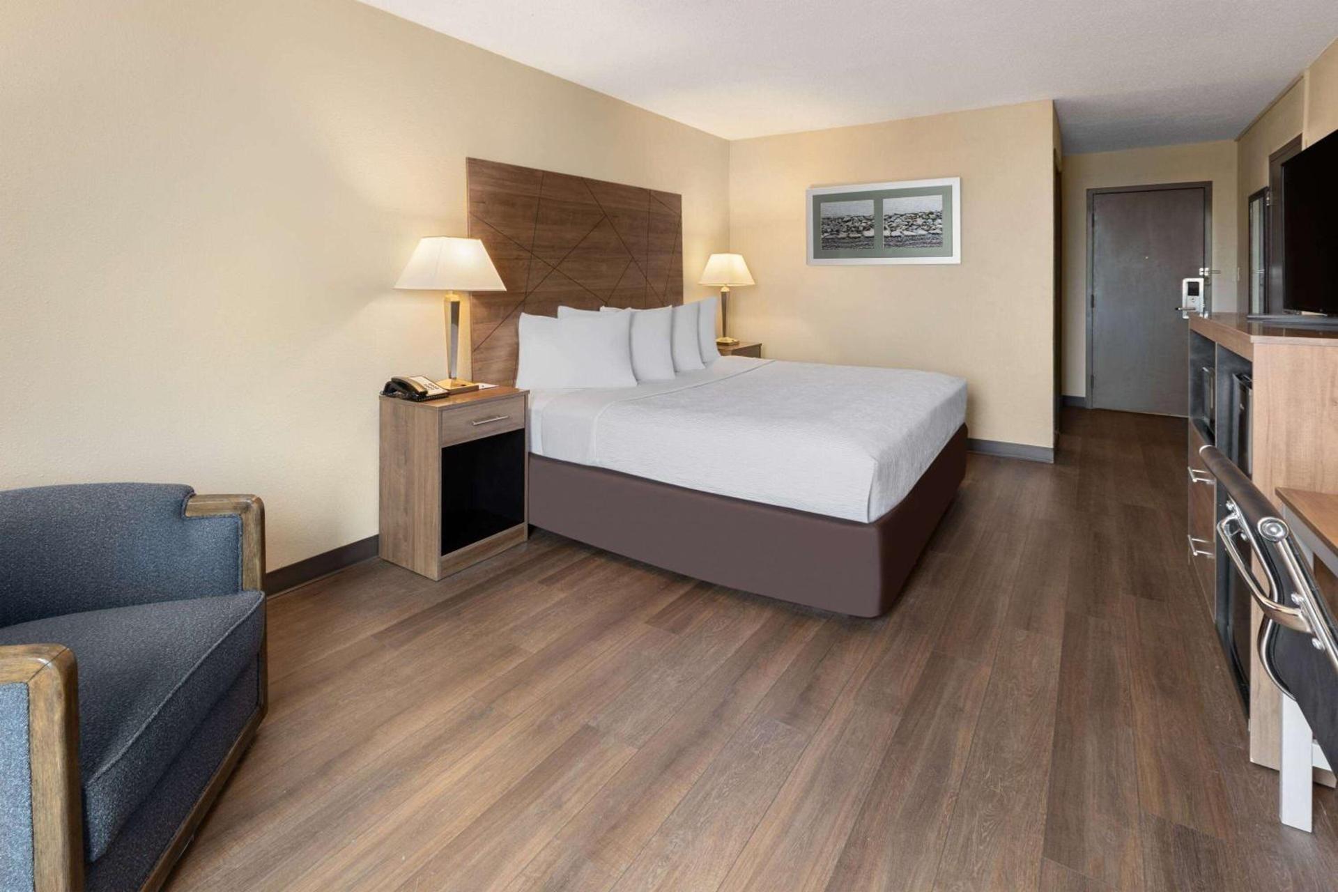 Wingate by Wyndham Troy photo 22